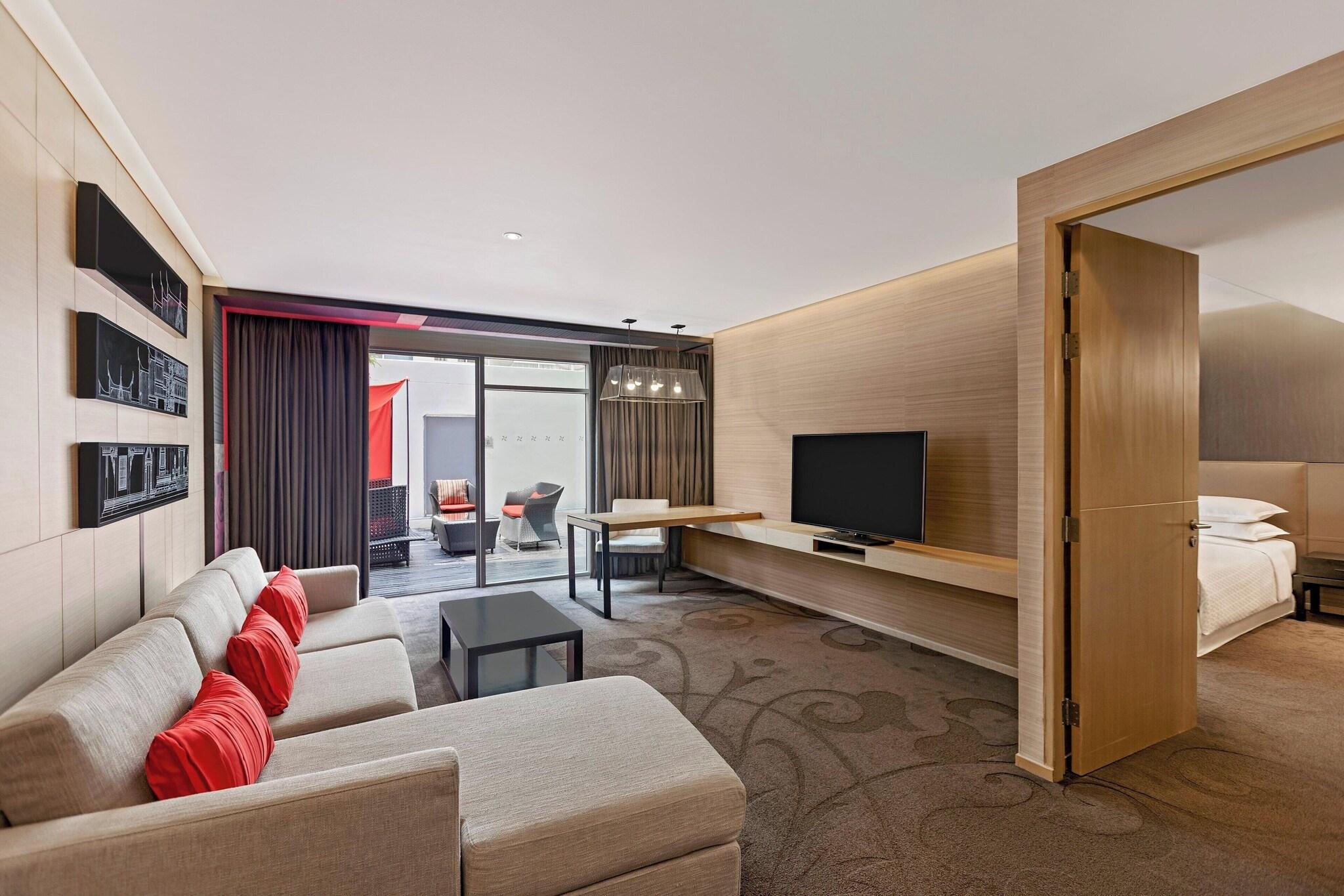 Suite King Bed One Bedroom 