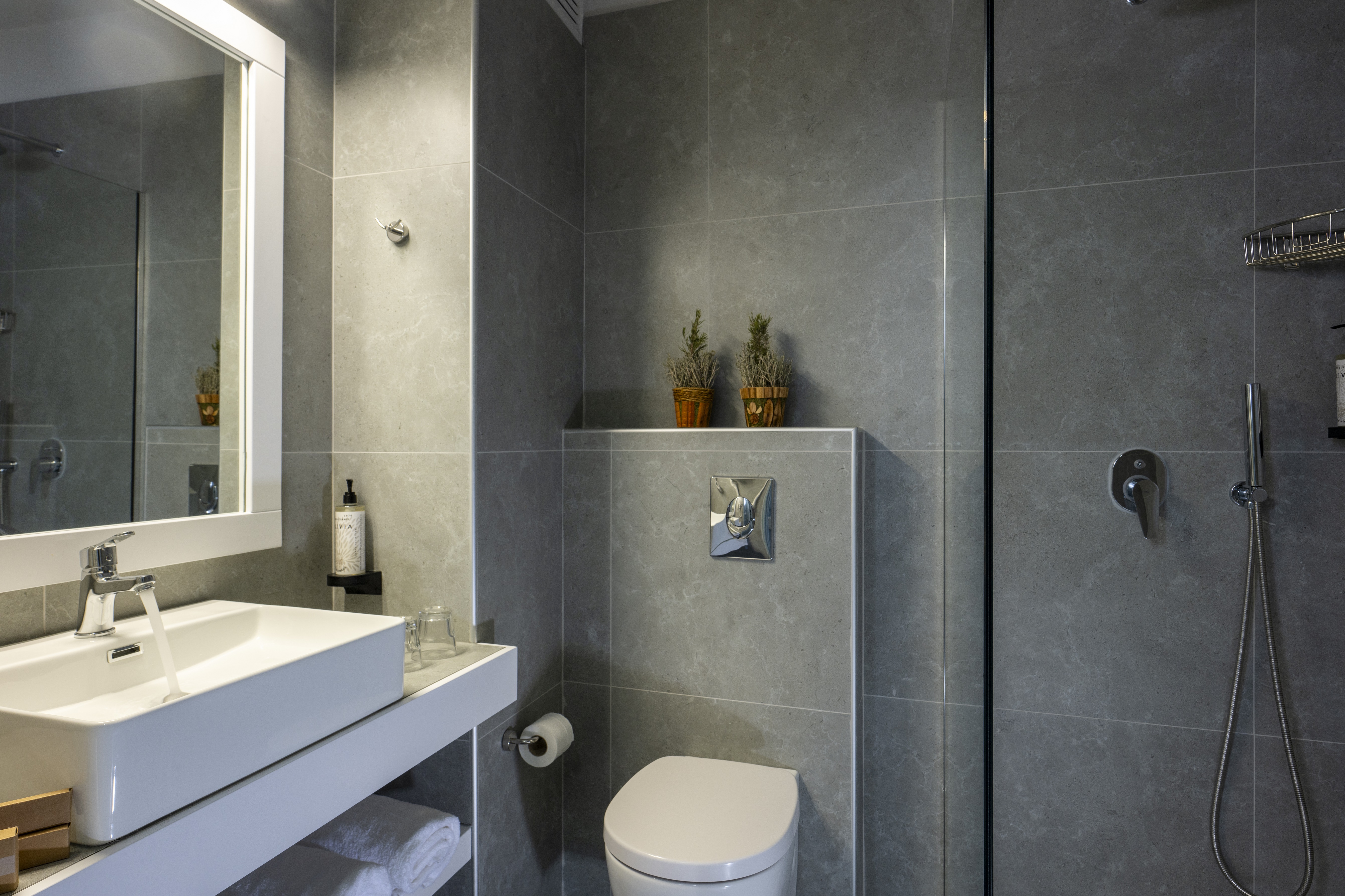 Family Room Land View