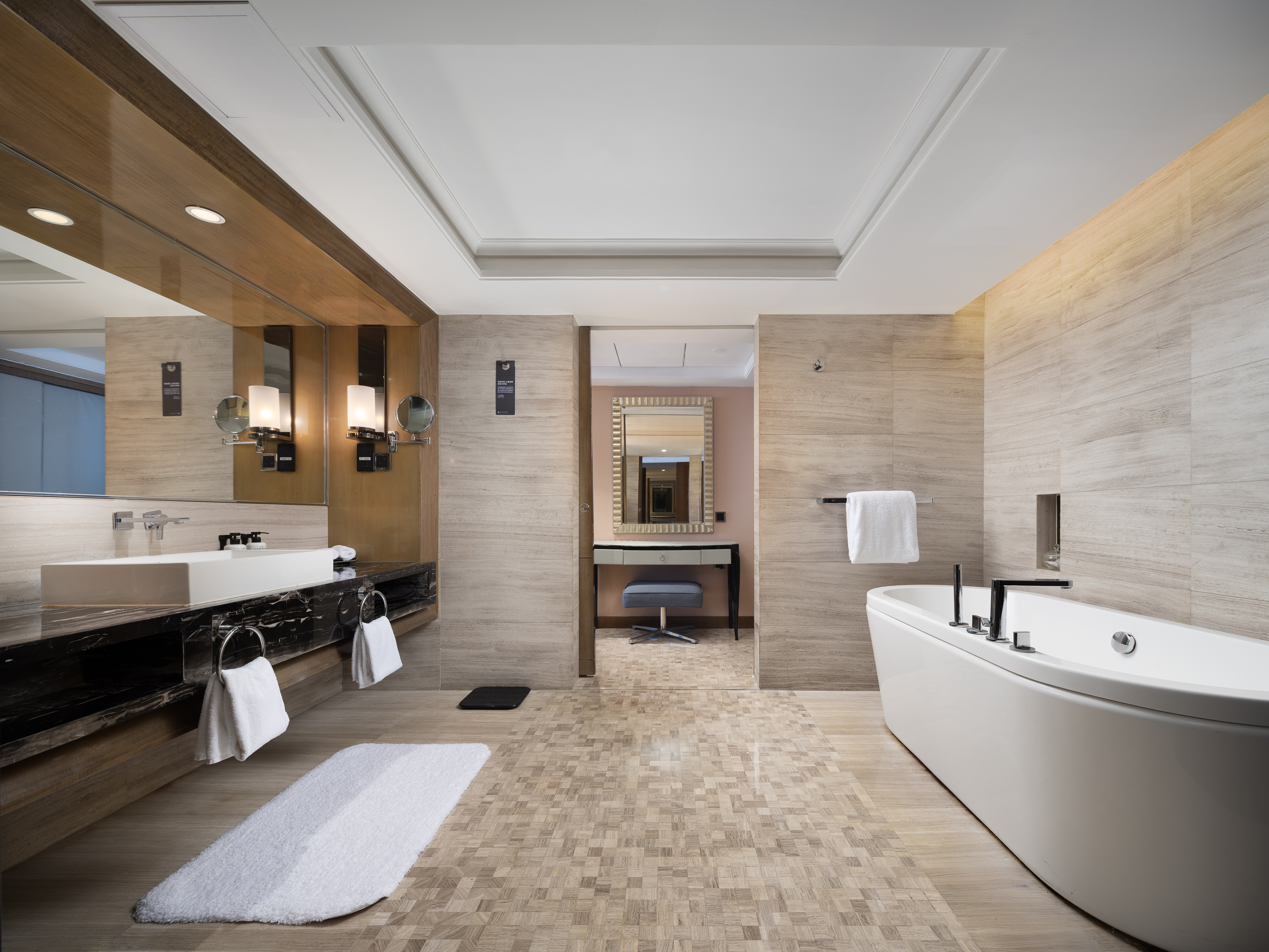 Suite Executive King Bed