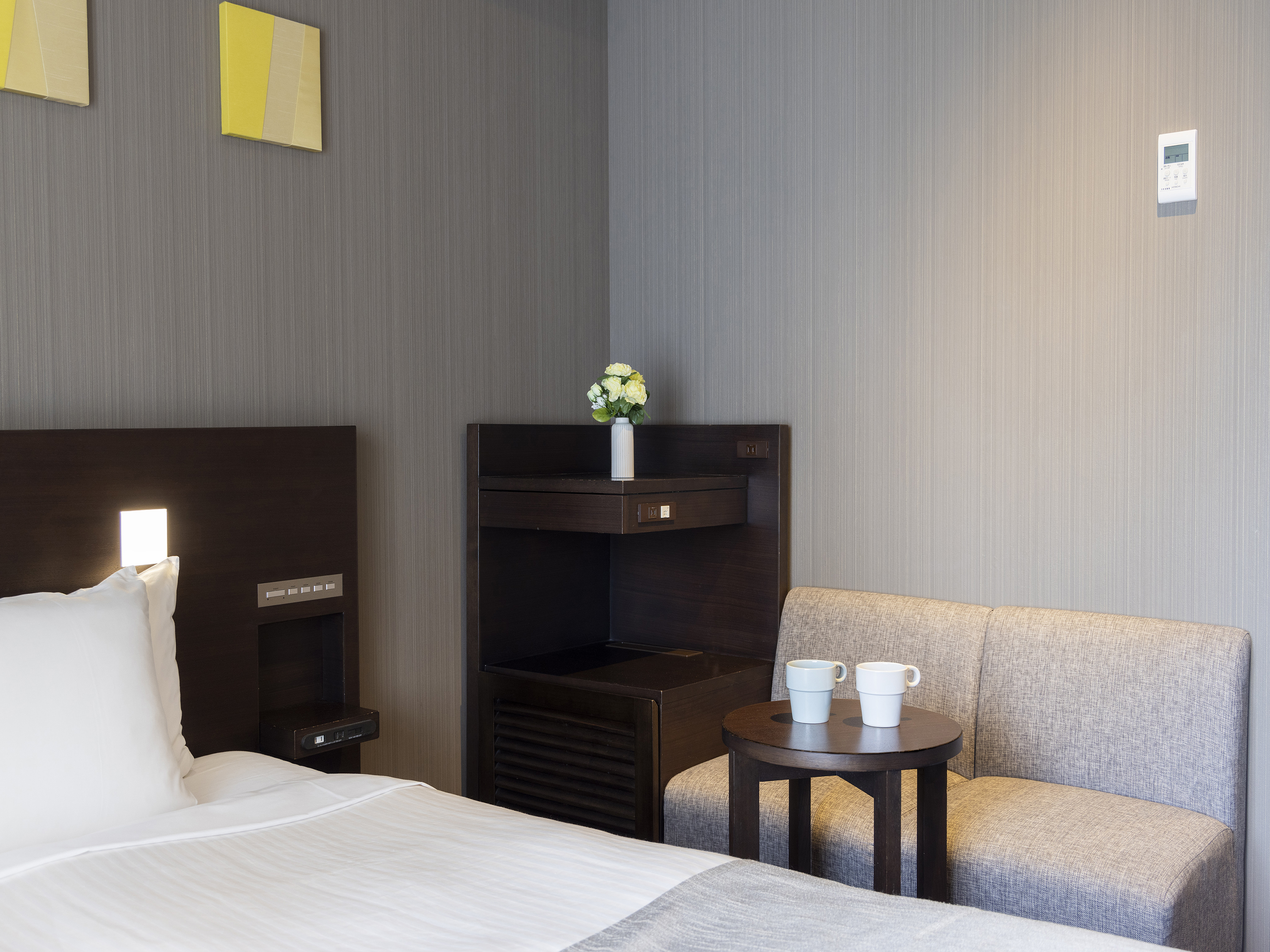 Double Single Non Smoking