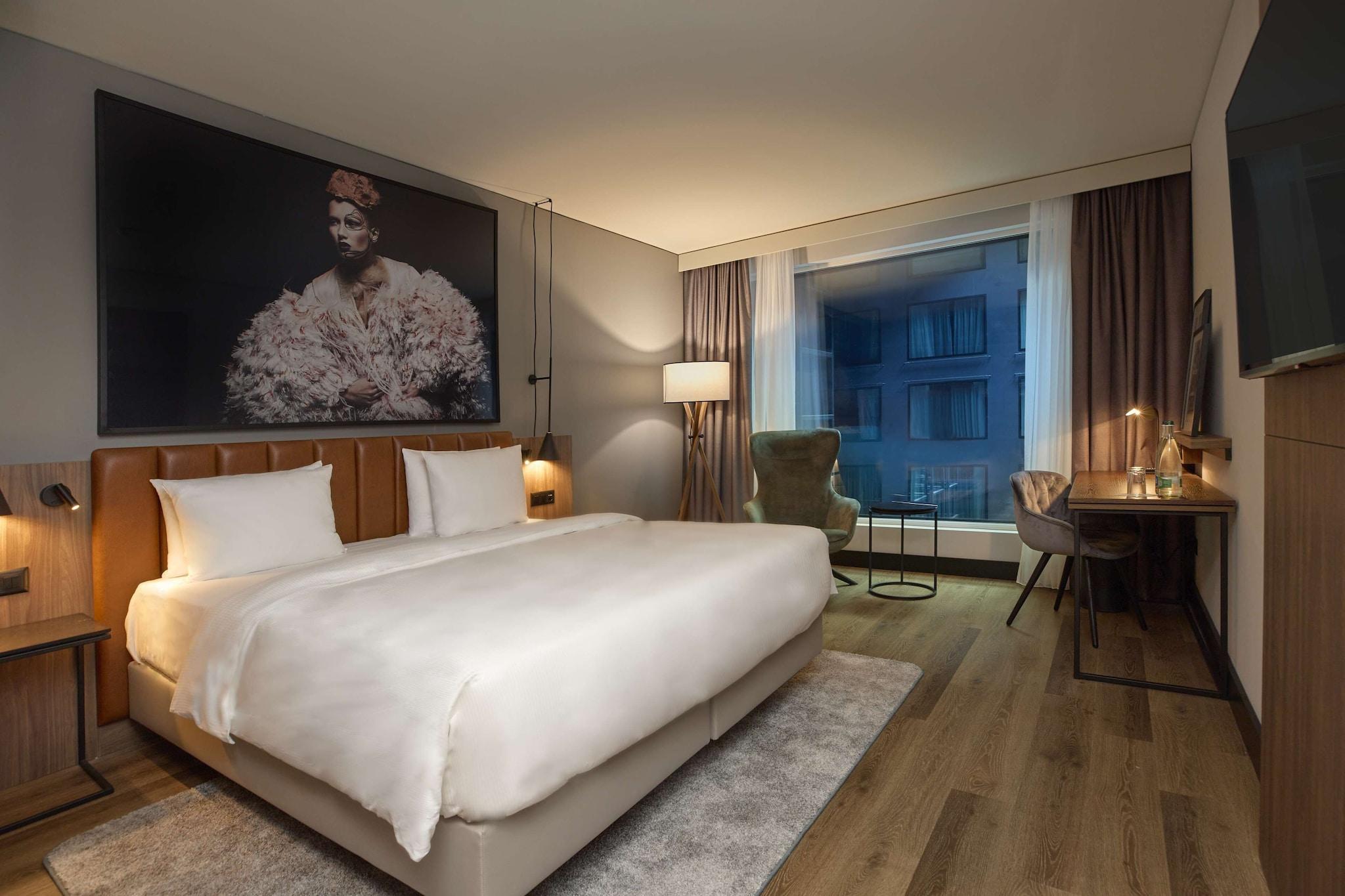 Double Superior King Bed