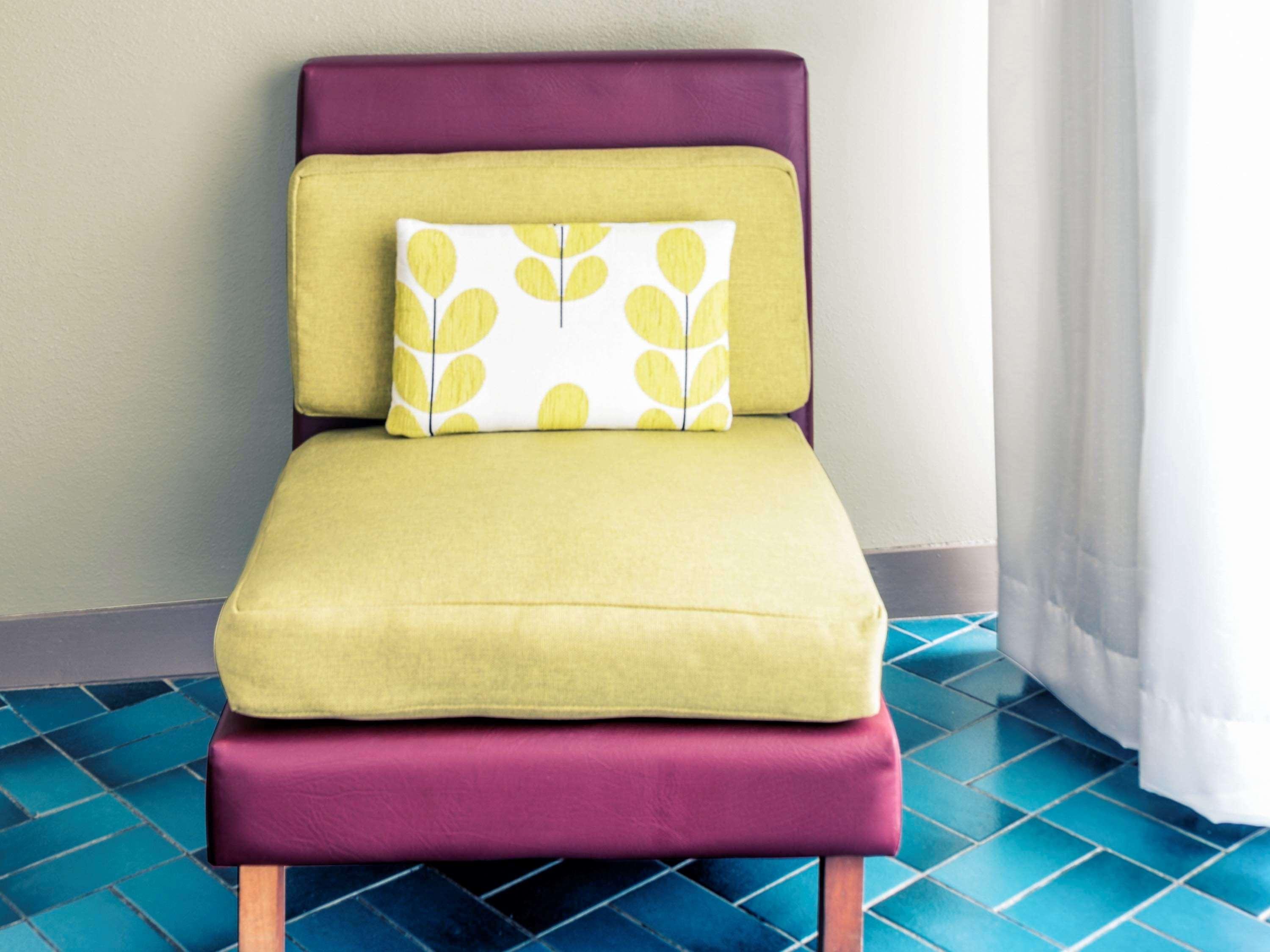 Double Queen Size Bed