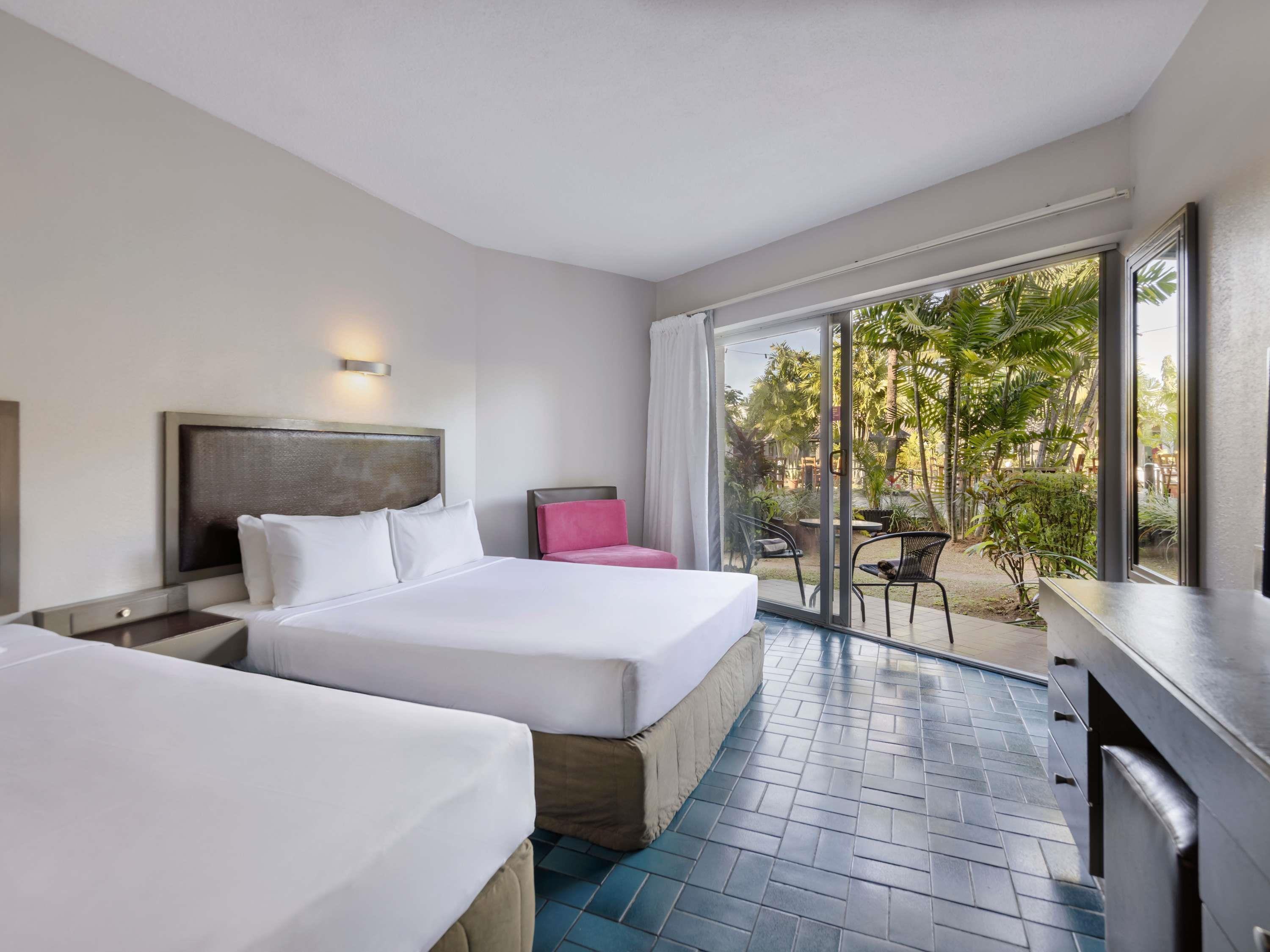 Double Queen Size Bed