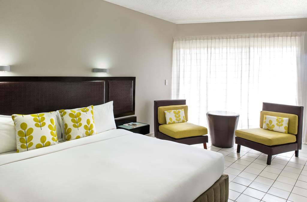 Double Deluxe King Bed