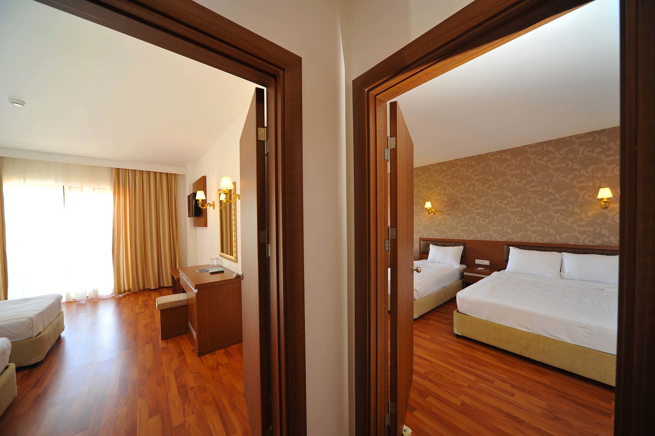 Family Room Connecting Room