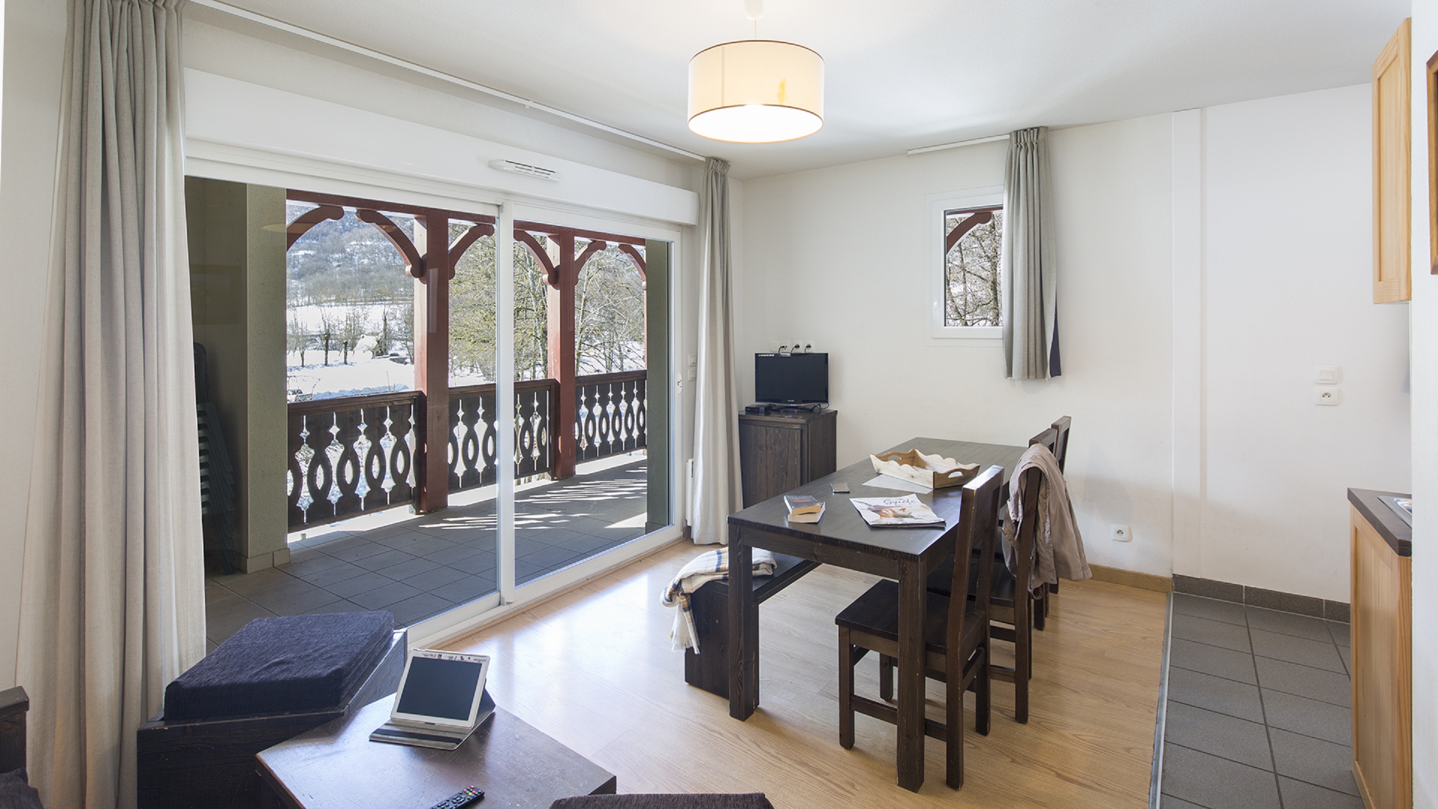 Apartment Capacity 9