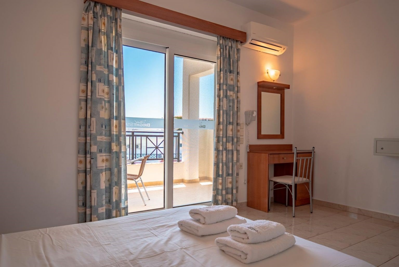 Apartment Pool View One Bedroom