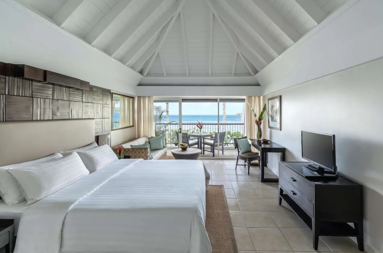 Double Deluxe King Bed