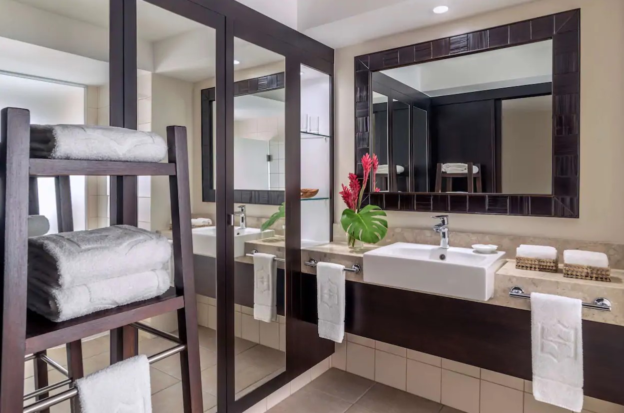 Room Deluxe King Bed