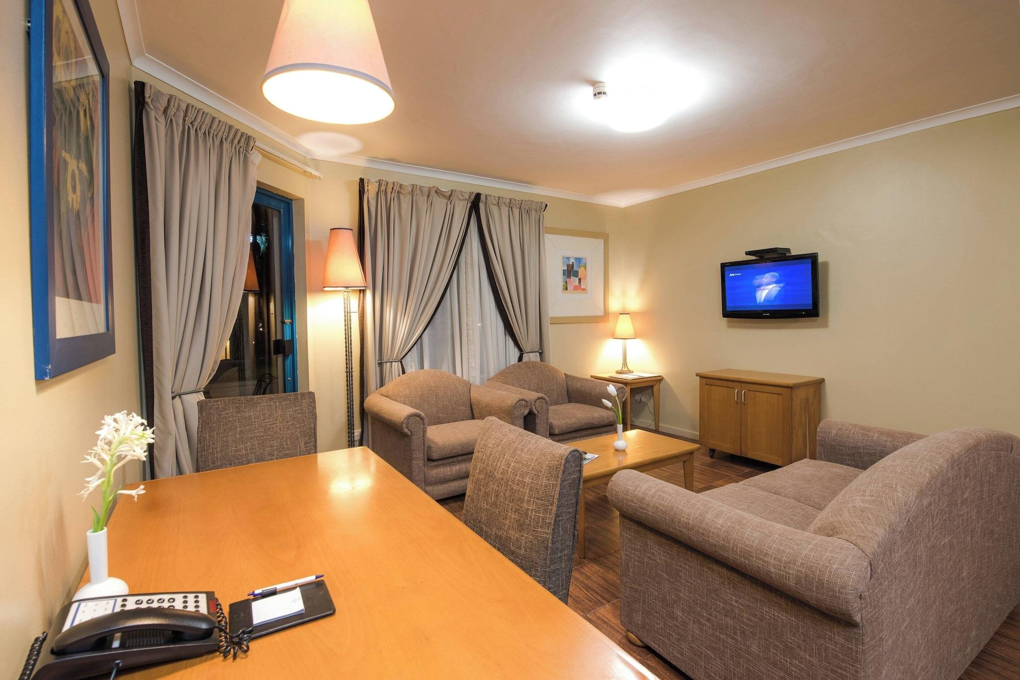 Apartment Queen Bed Two Bedrooms