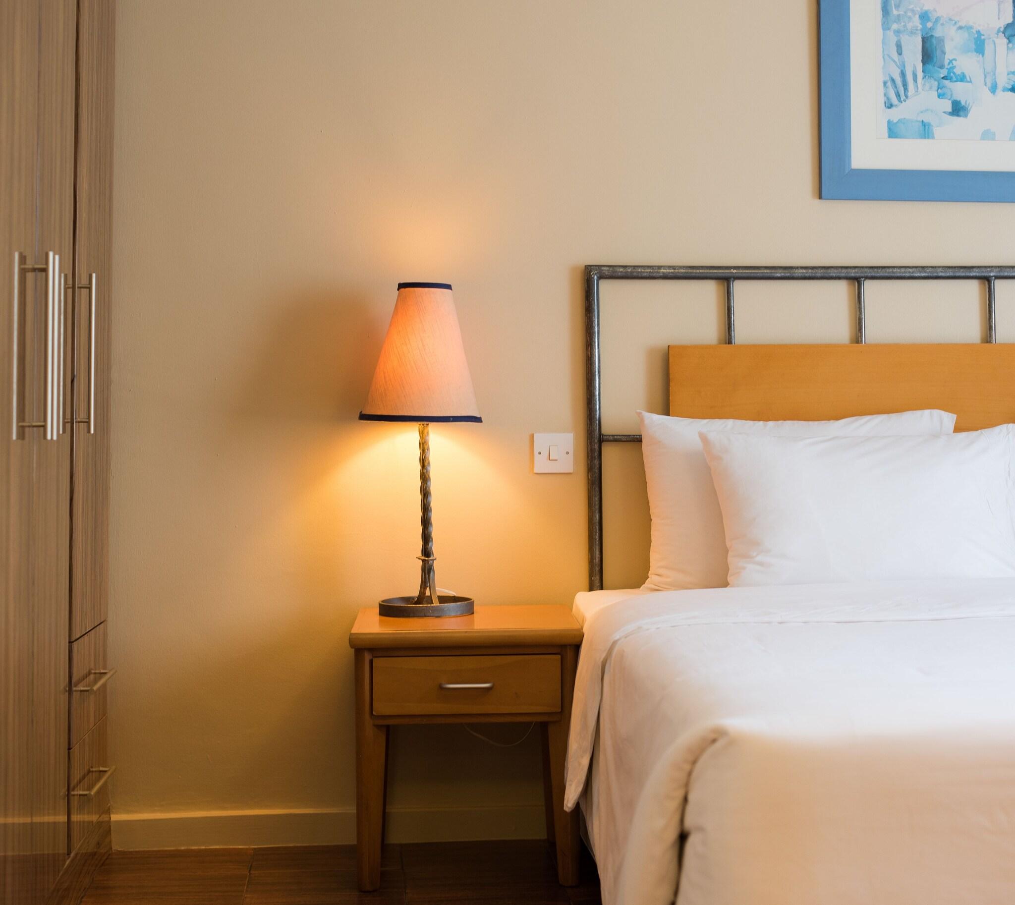 Apartment Queen Bed Two Bedrooms