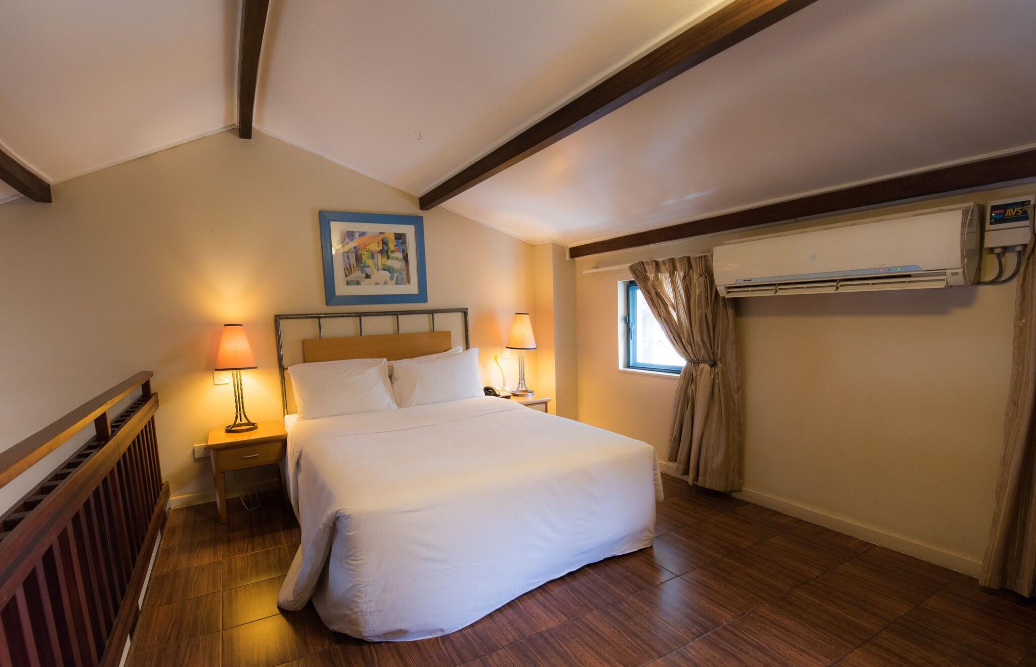 Apartment Queen Bed Two Bedrooms