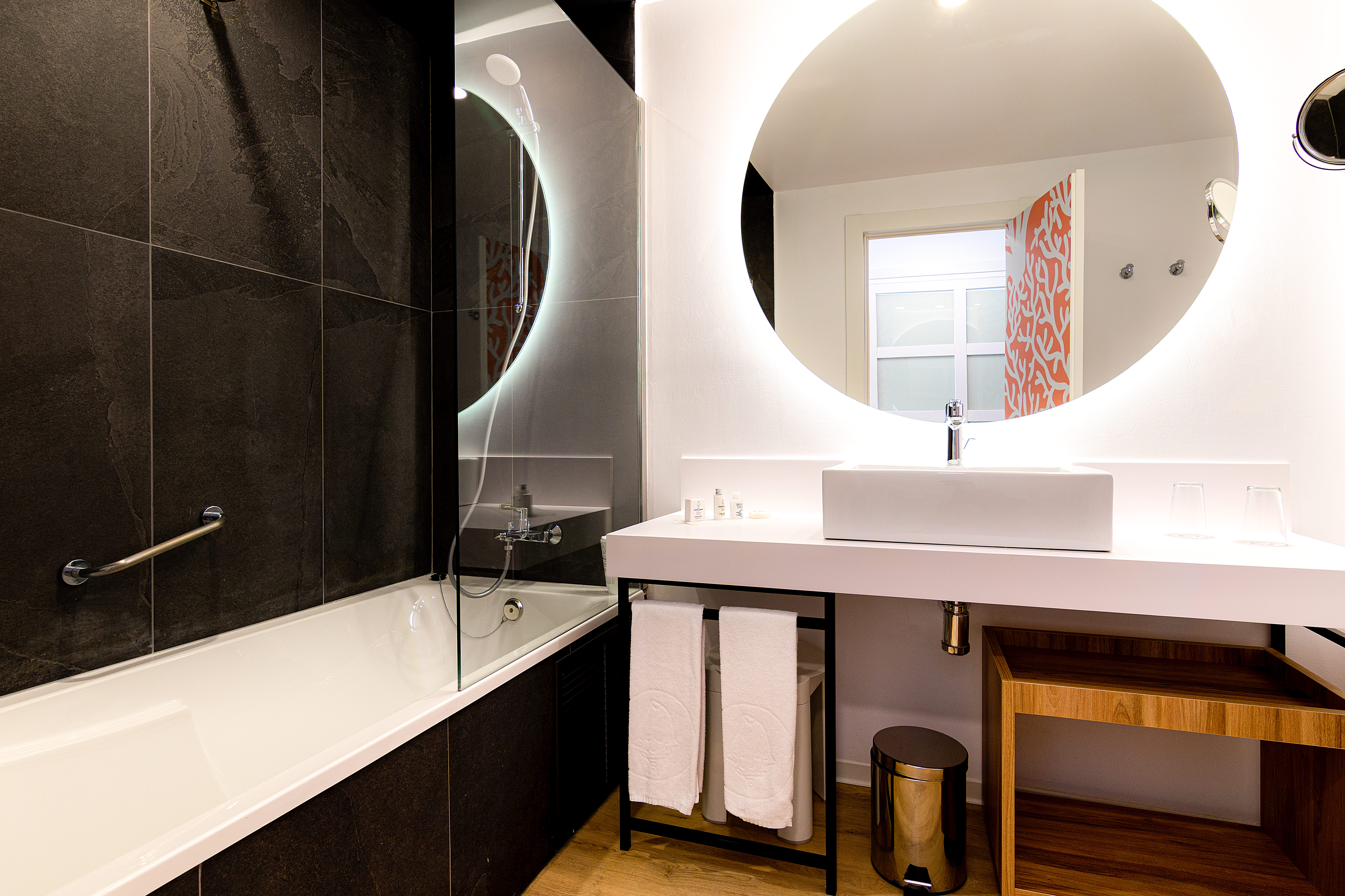 Double or Twin Two Beds