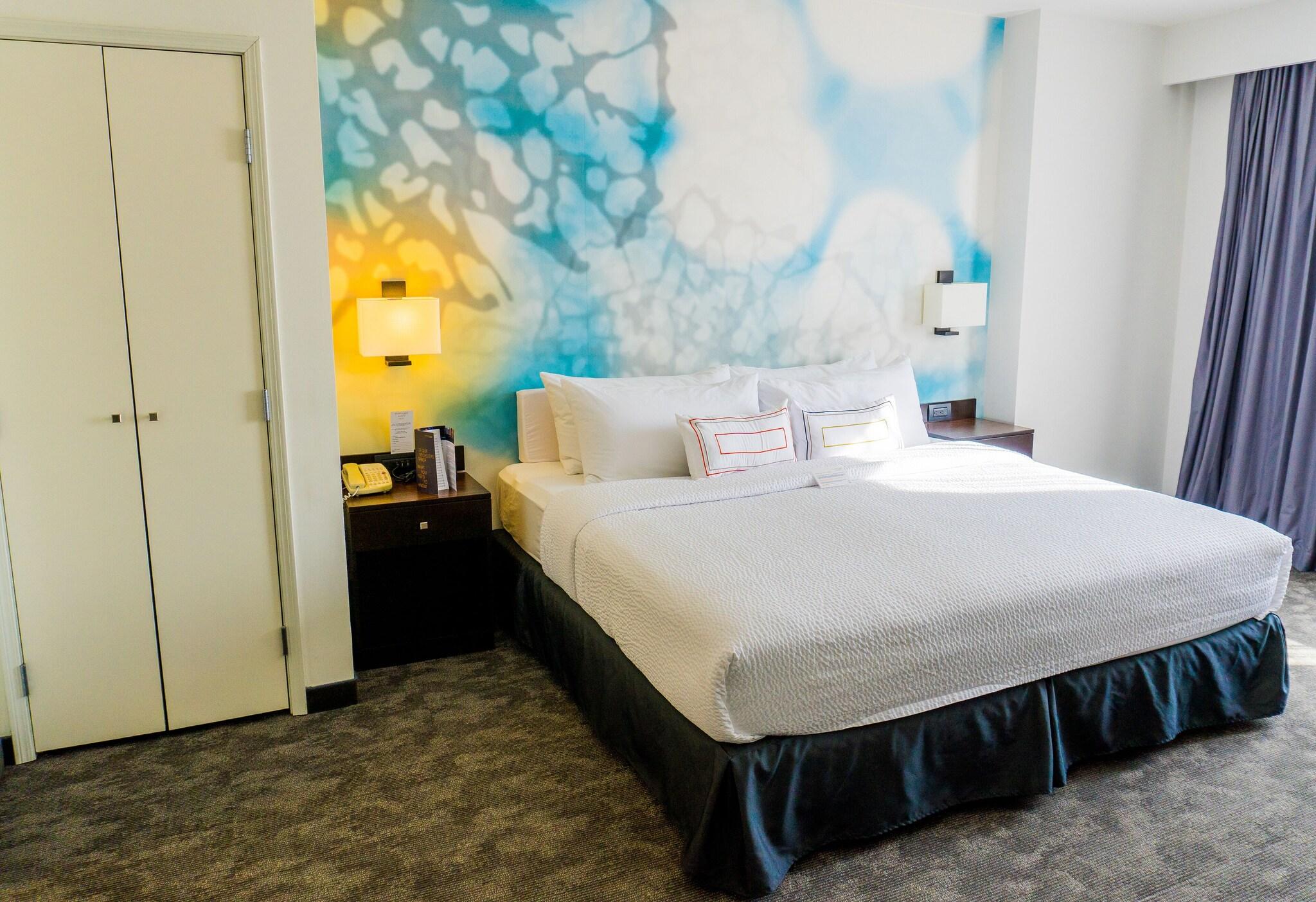 Double Deluxe King Bed