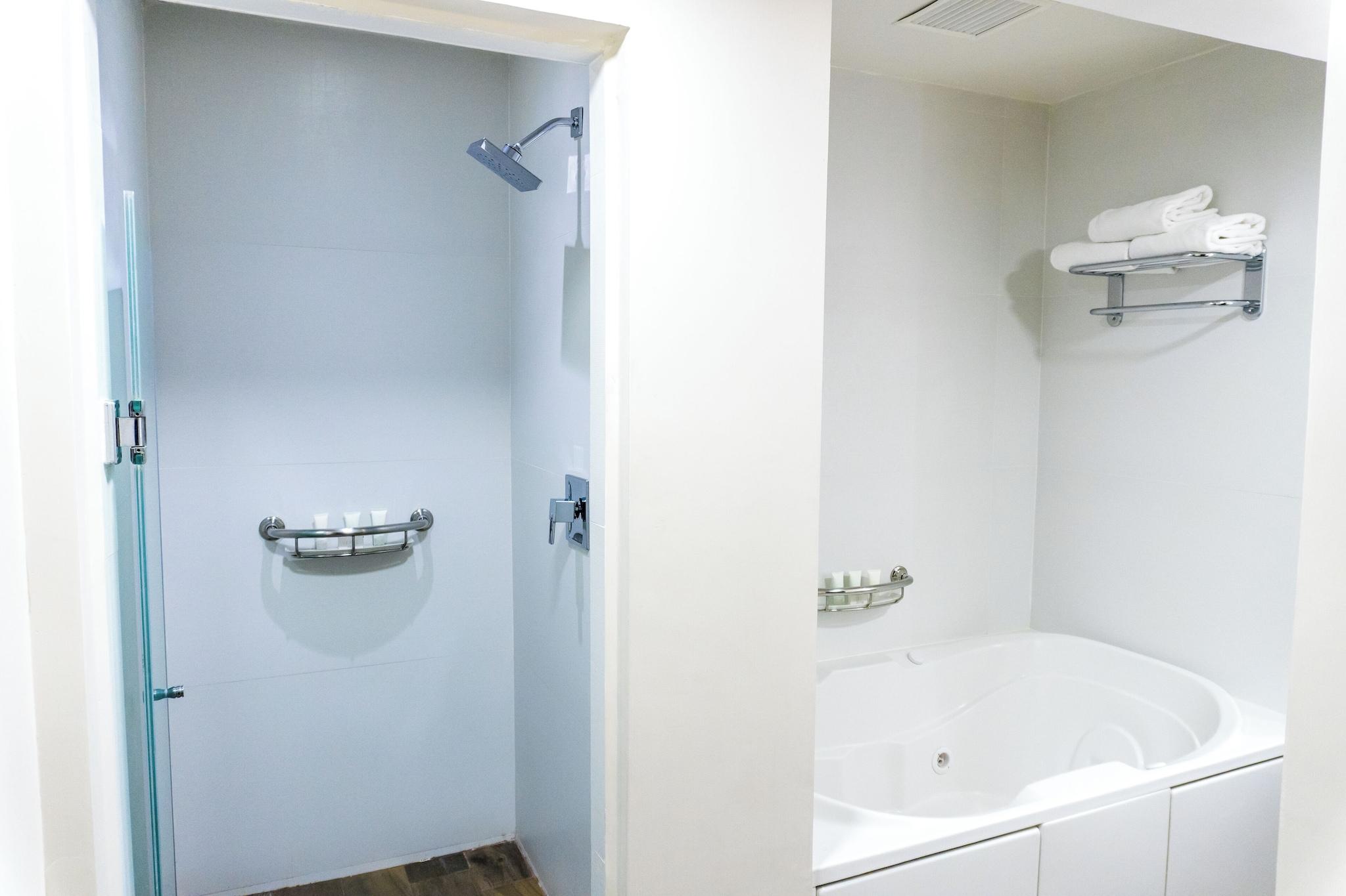 Junior Suite King Bed One Bedroom 