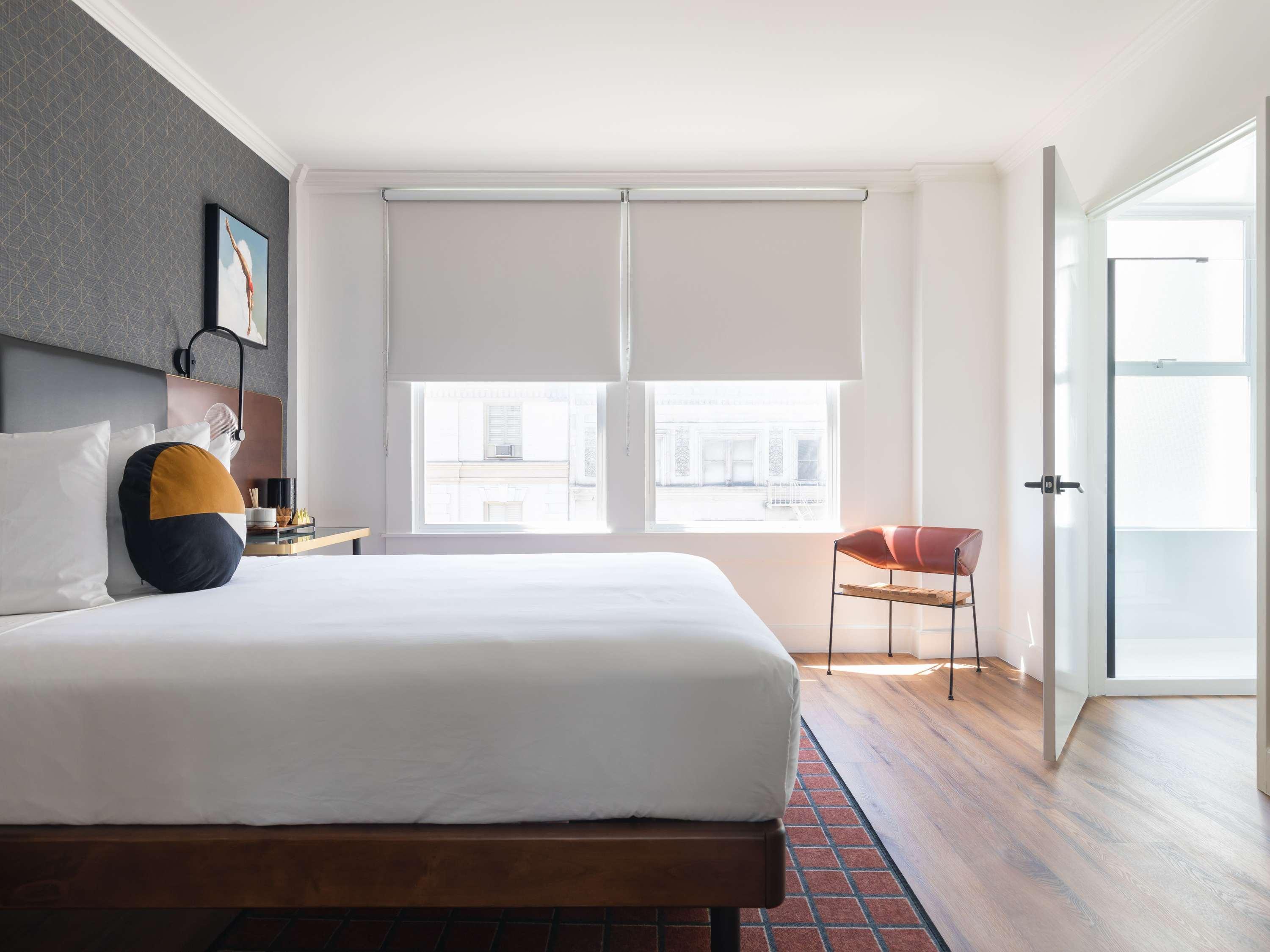 Double Queen Size Bed