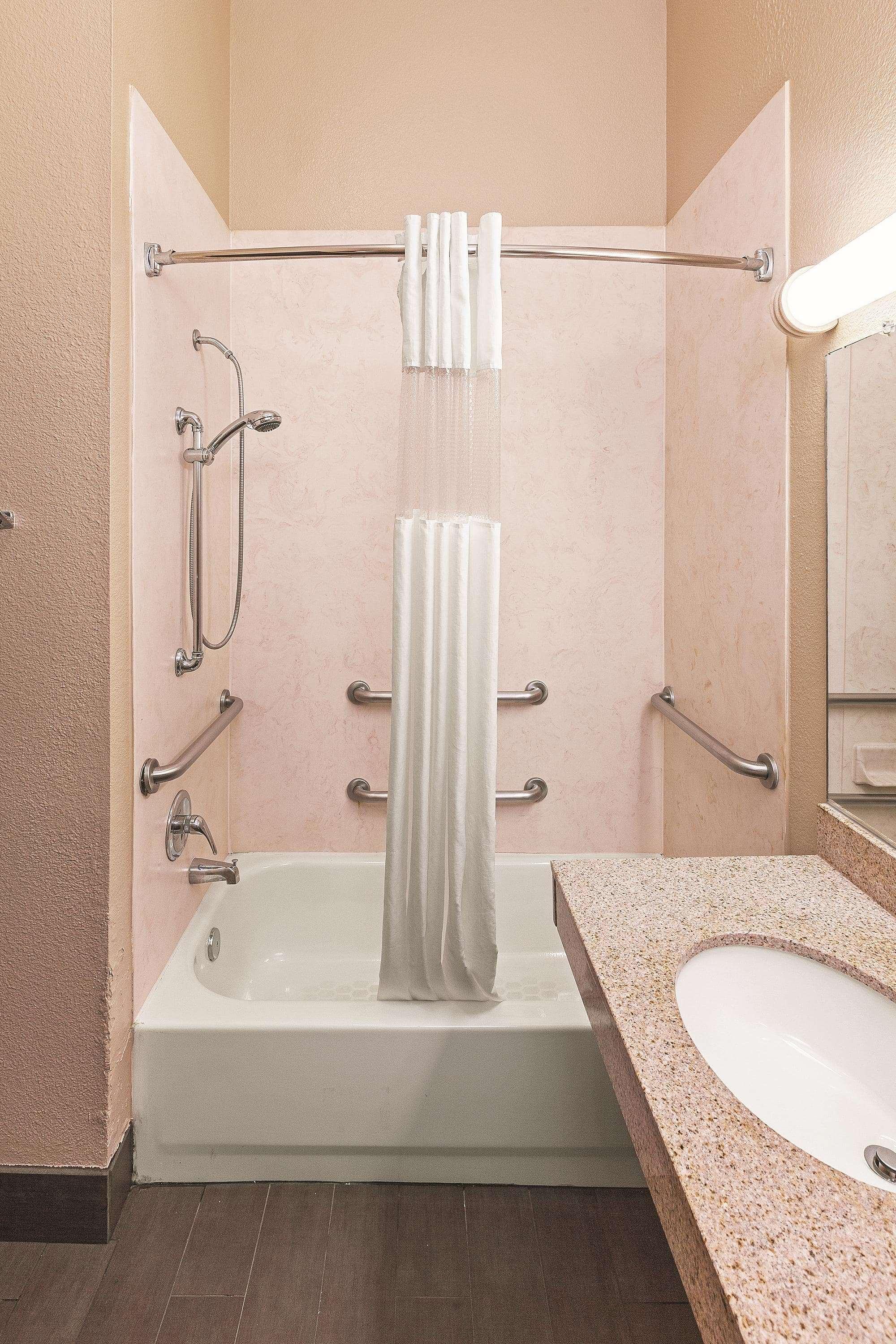 Room Deluxe King Bed