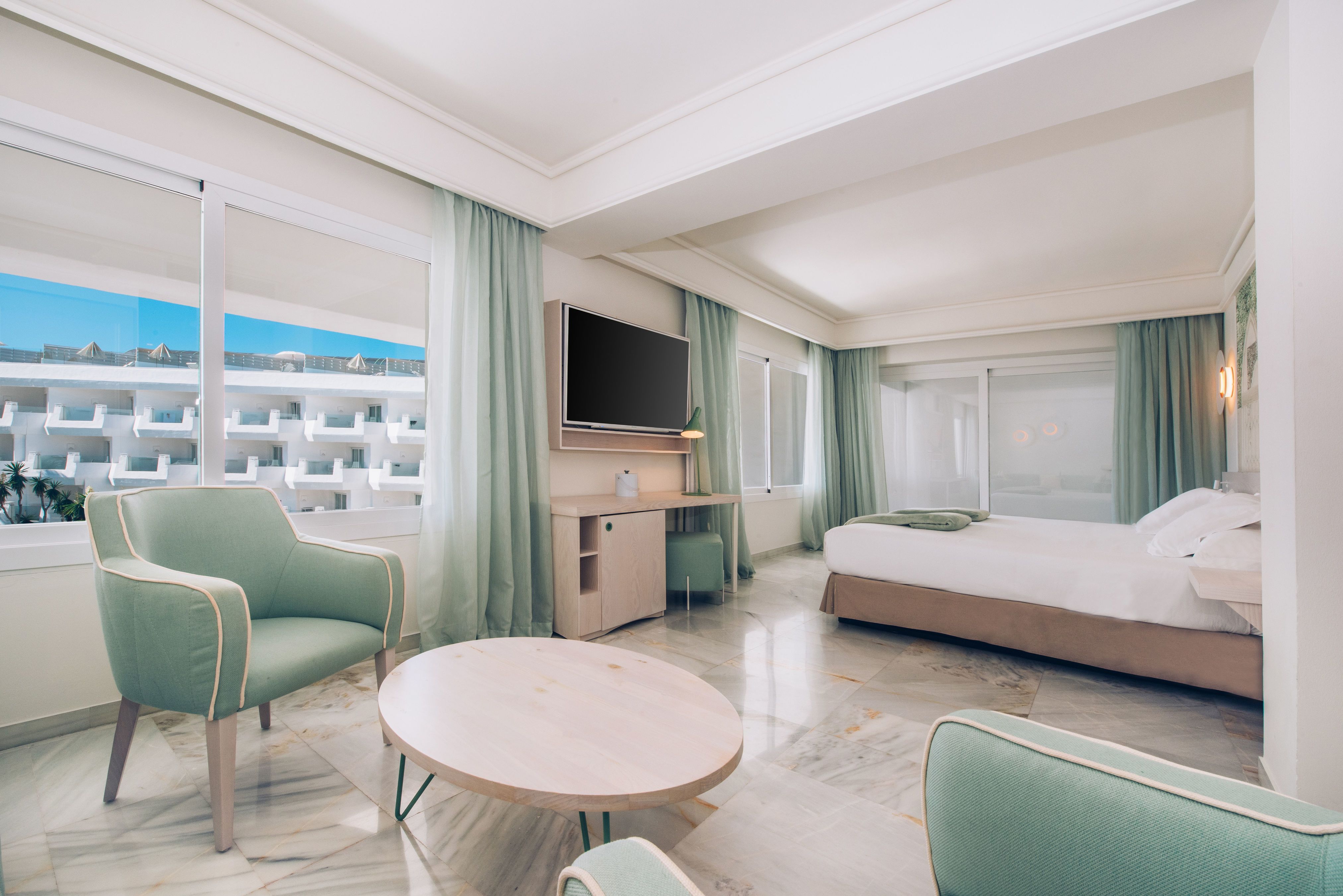 Junior Suite Pool View