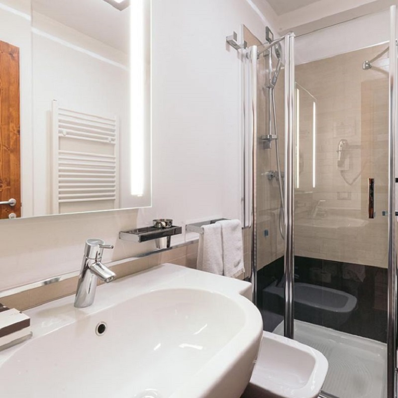 Suite Capacity 5 One Bedroom