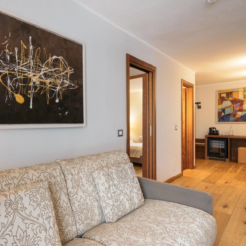 Suite Capacity 5 One Bedroom