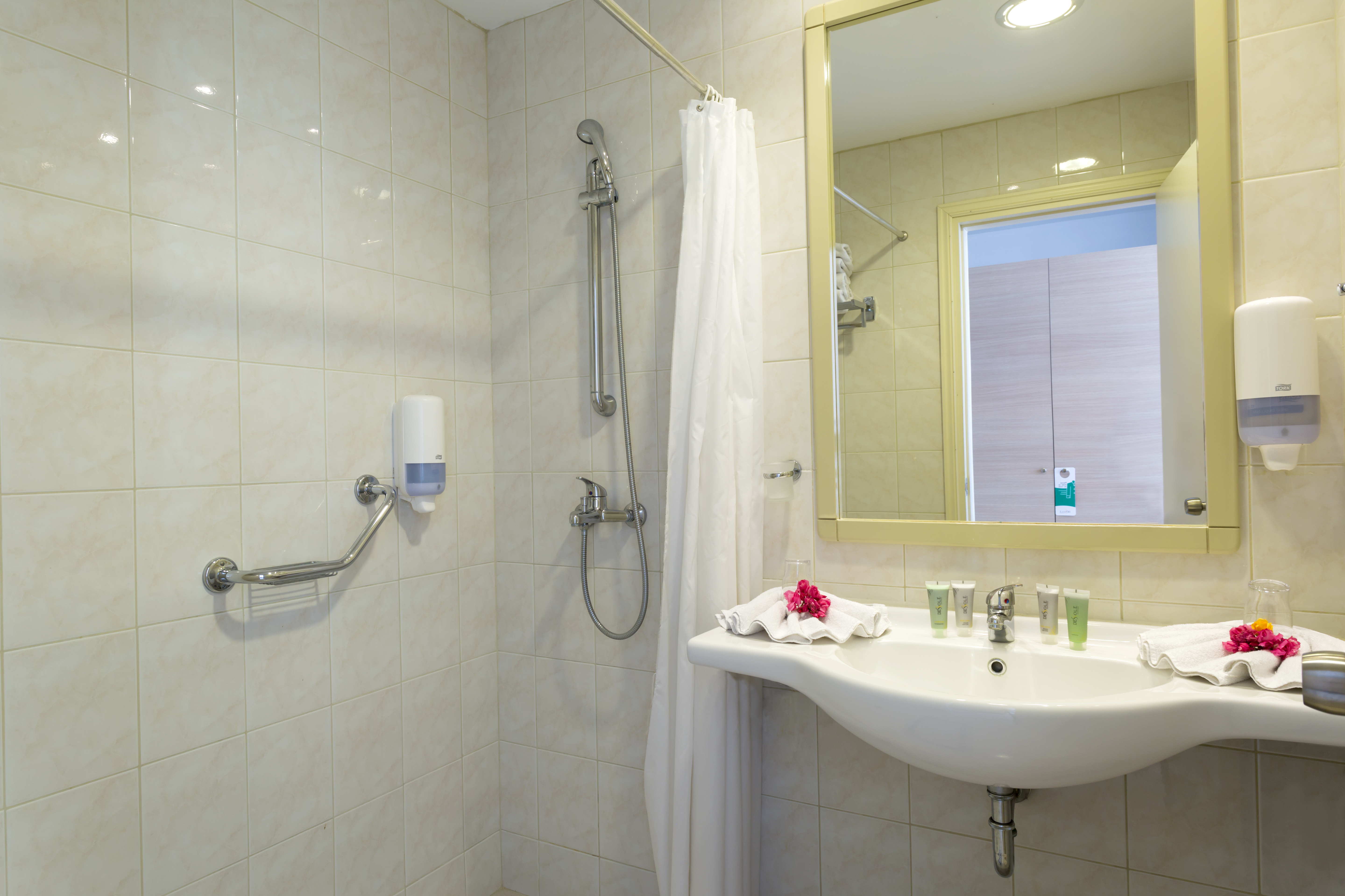 Family Room Capacity 4