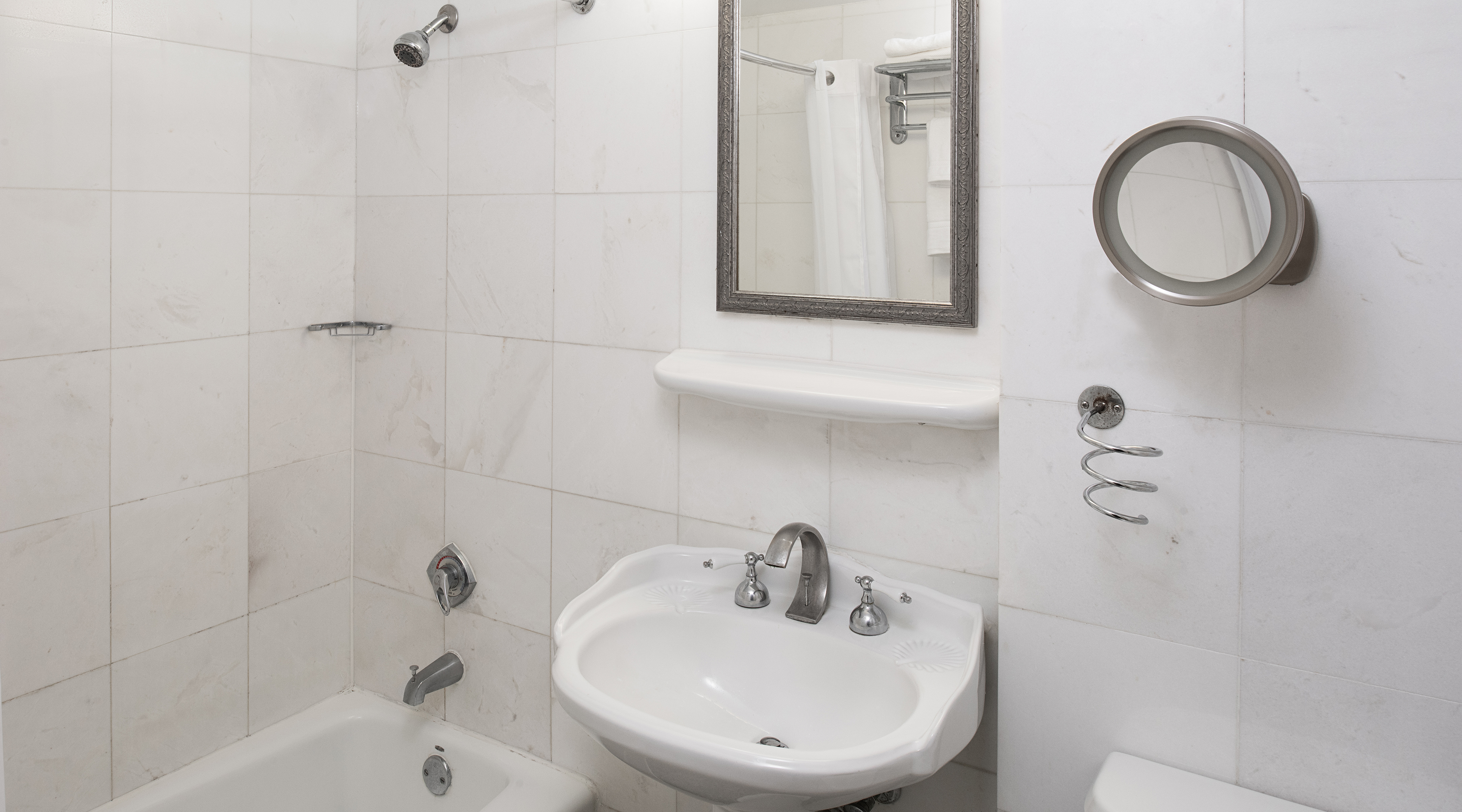 Room Accessible Two Double Beds