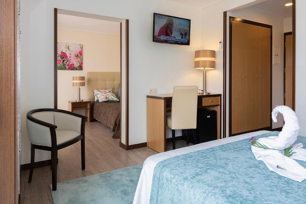 Double Single Superior