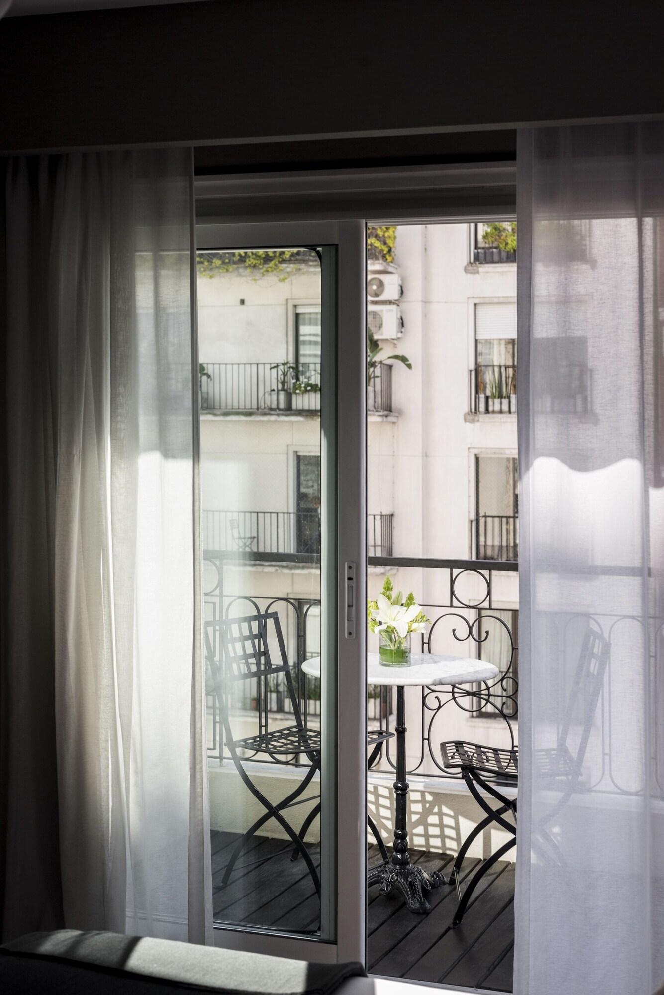 Double Superior King Bed