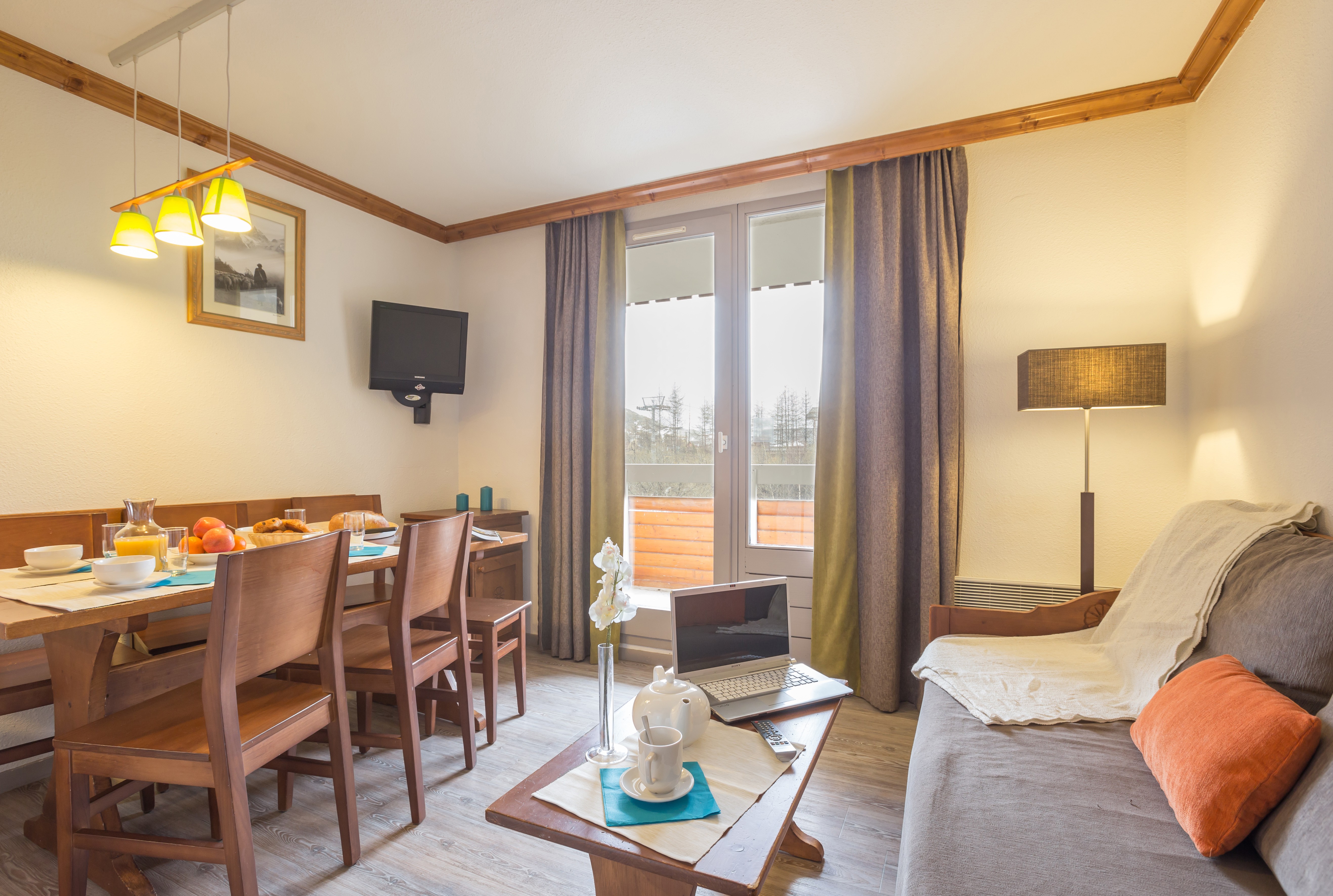 Apartment Capacity 6