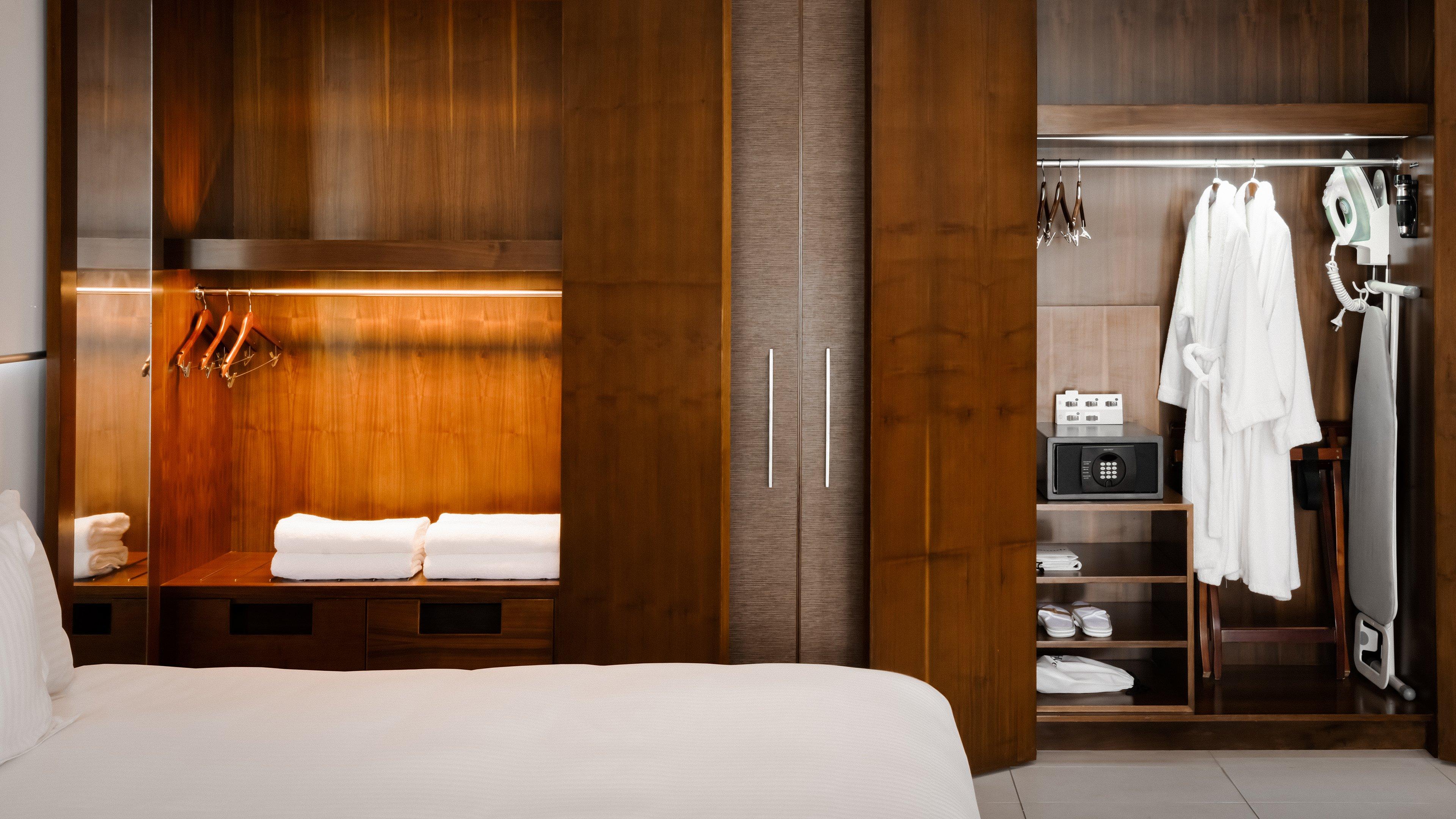 Double Accessible King Size Bed