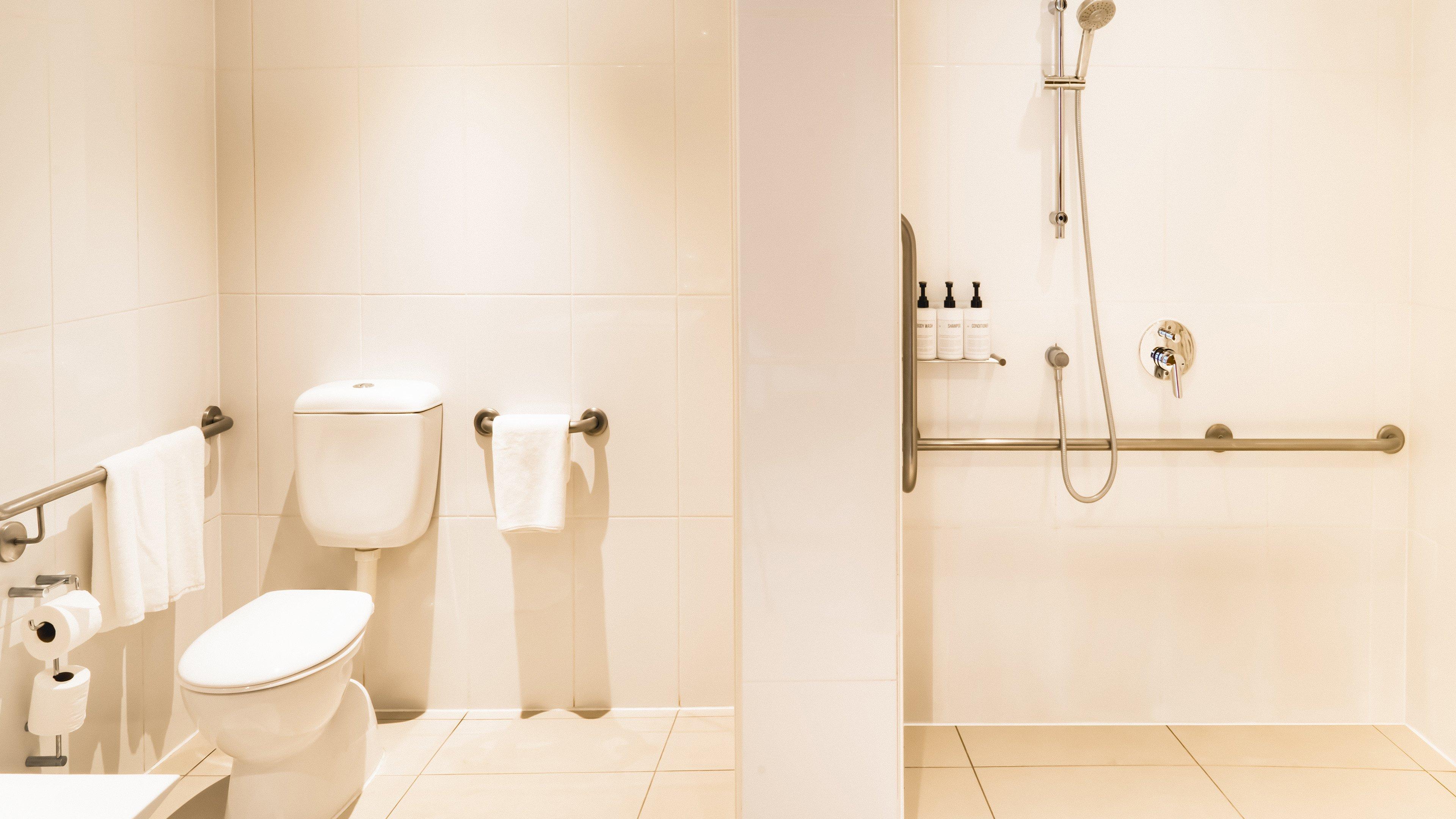 Double Accessible King Size Bed