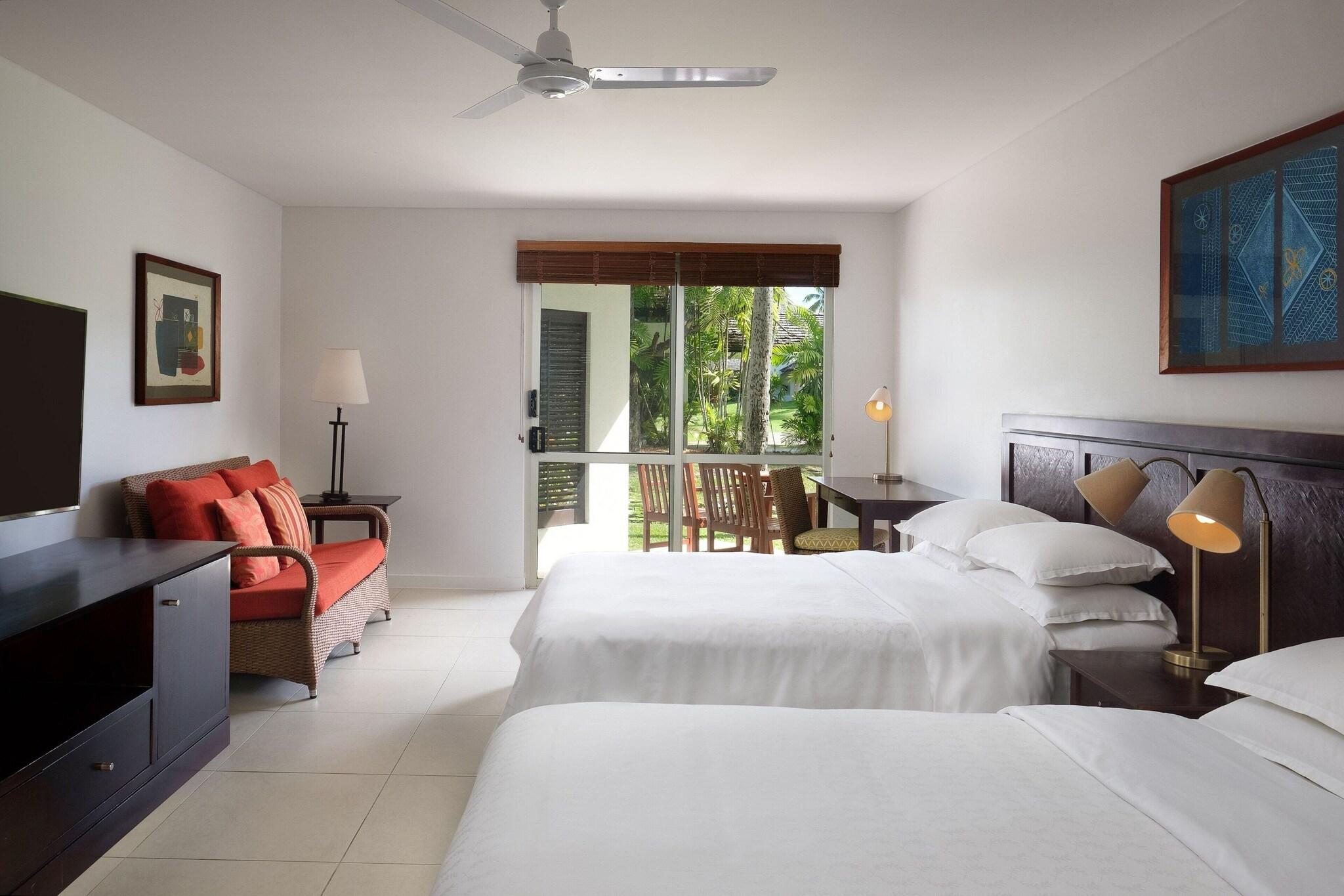 Villa Garden View King Bed