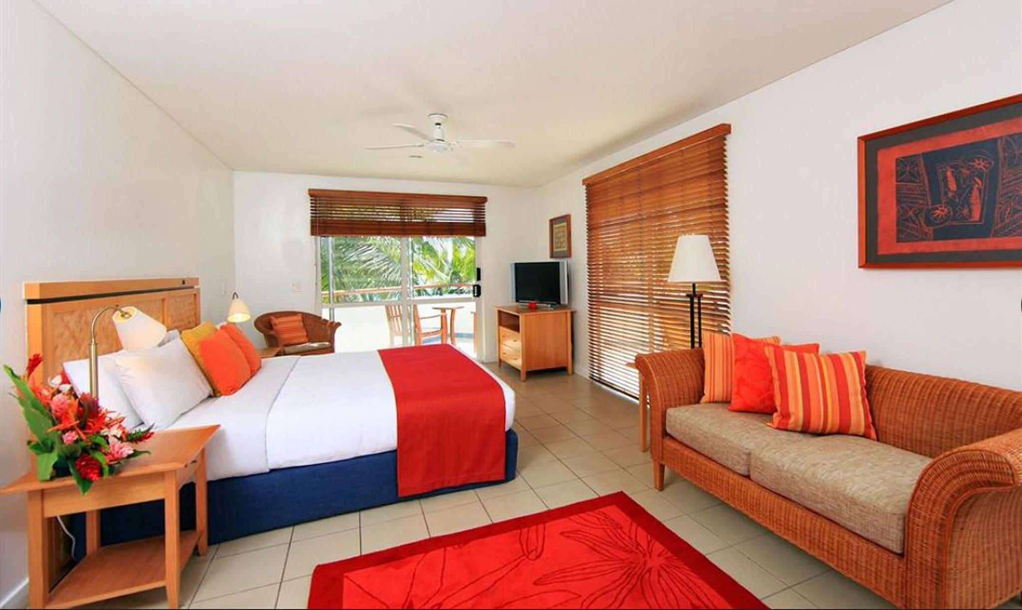 Villa Garden View King Bed