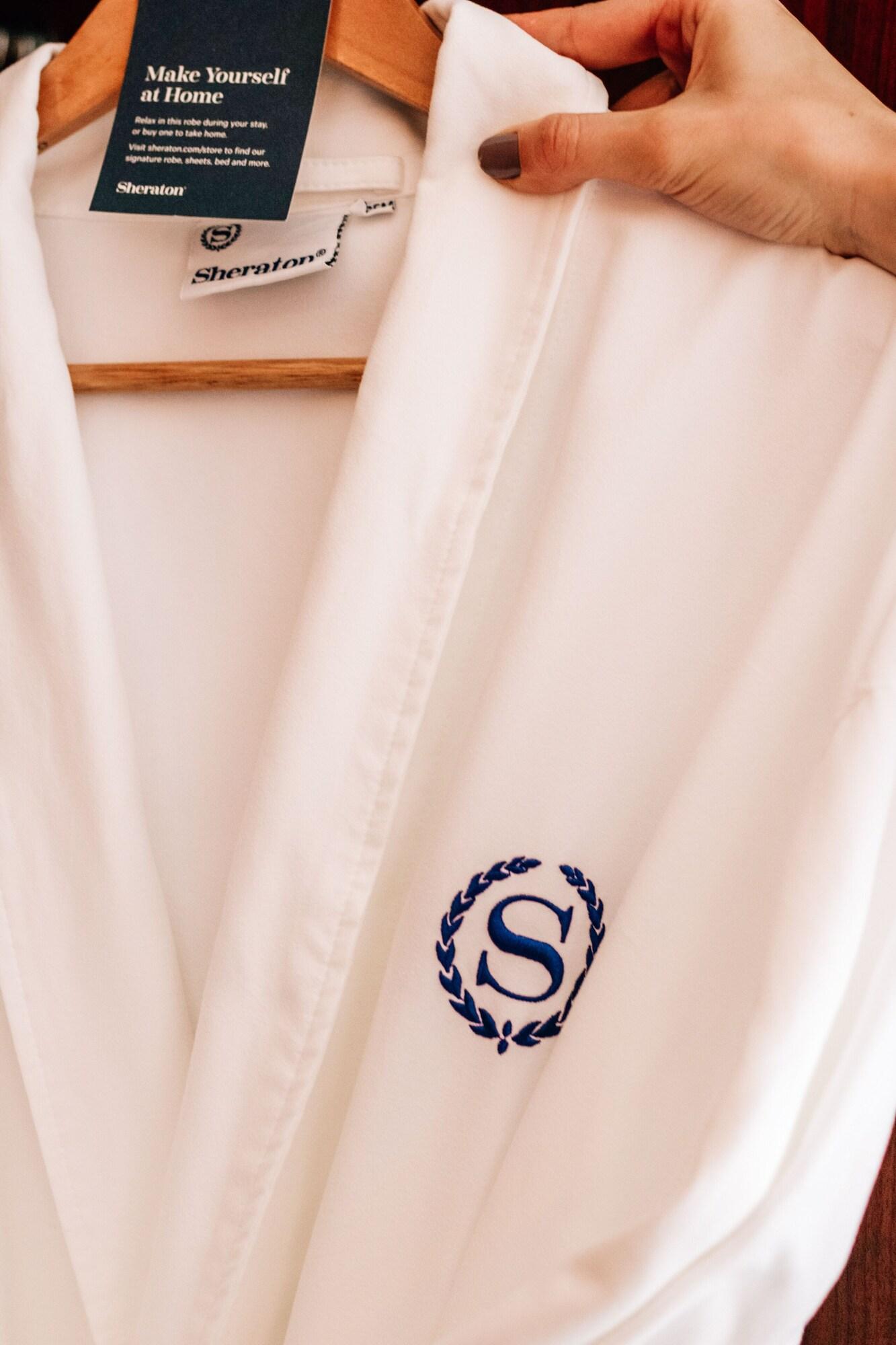 Double Club King Bed