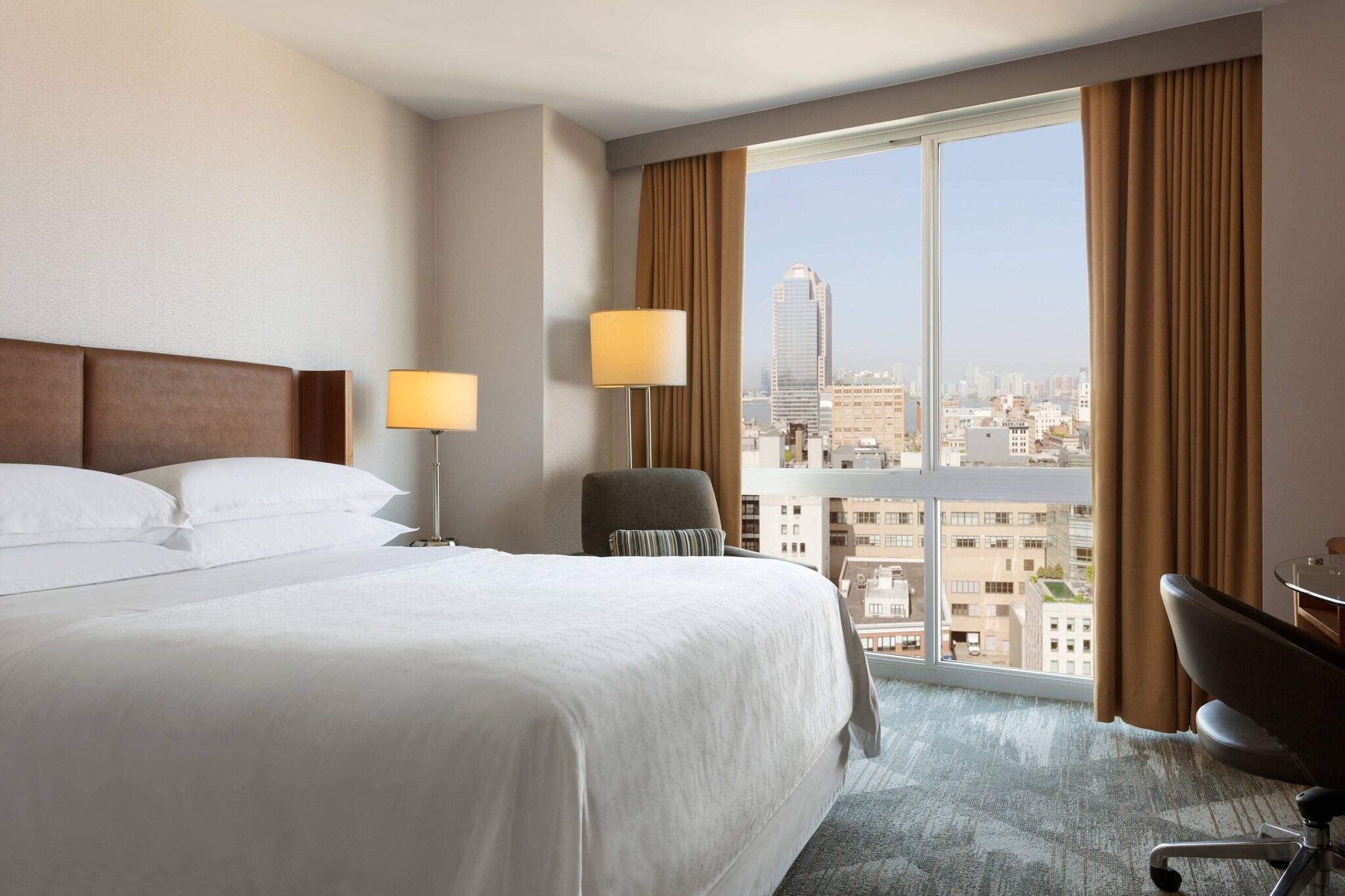 Double City View King Bed