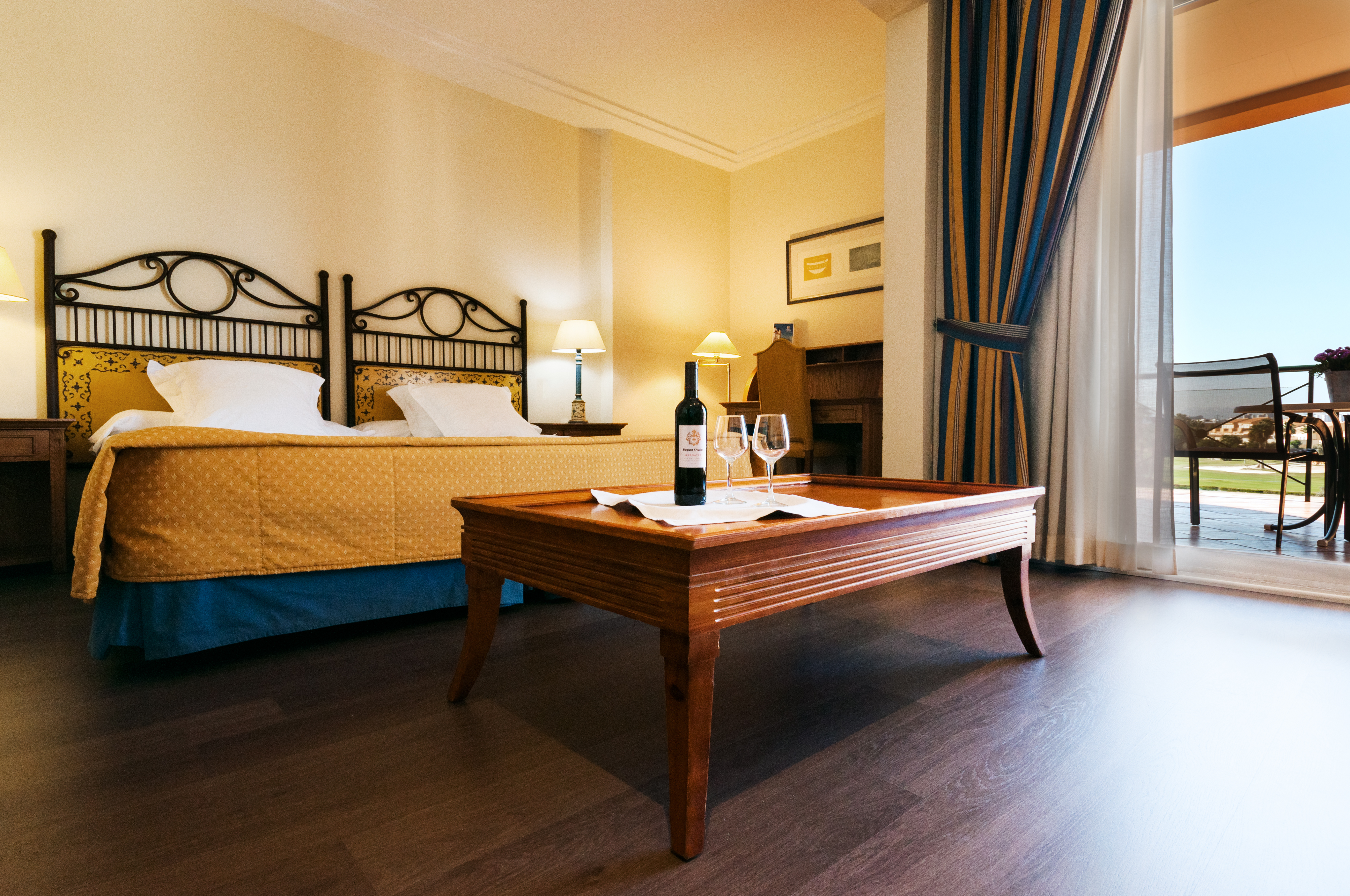 Double or Twin Deluxe