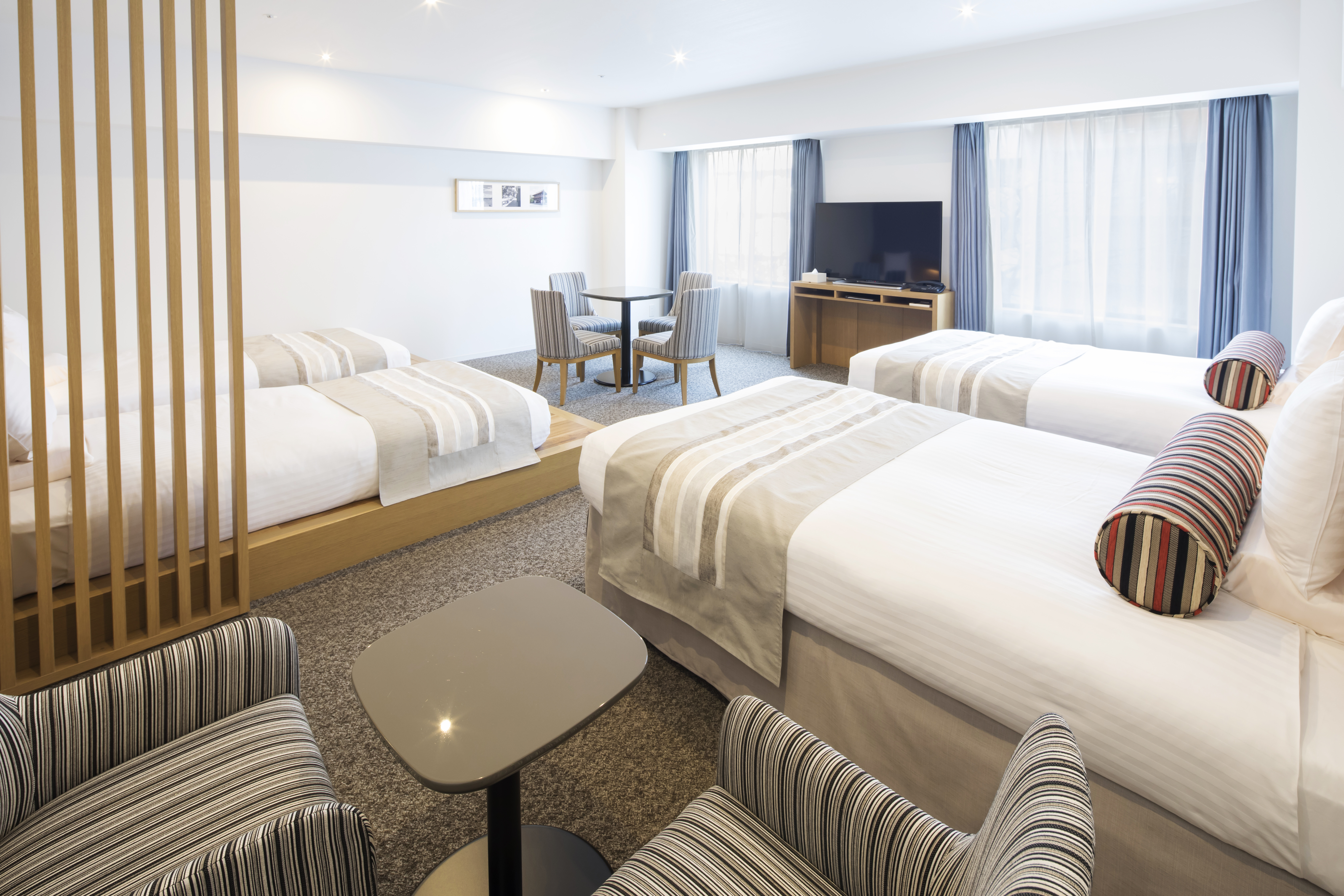 Quadruple Grand Deluxe