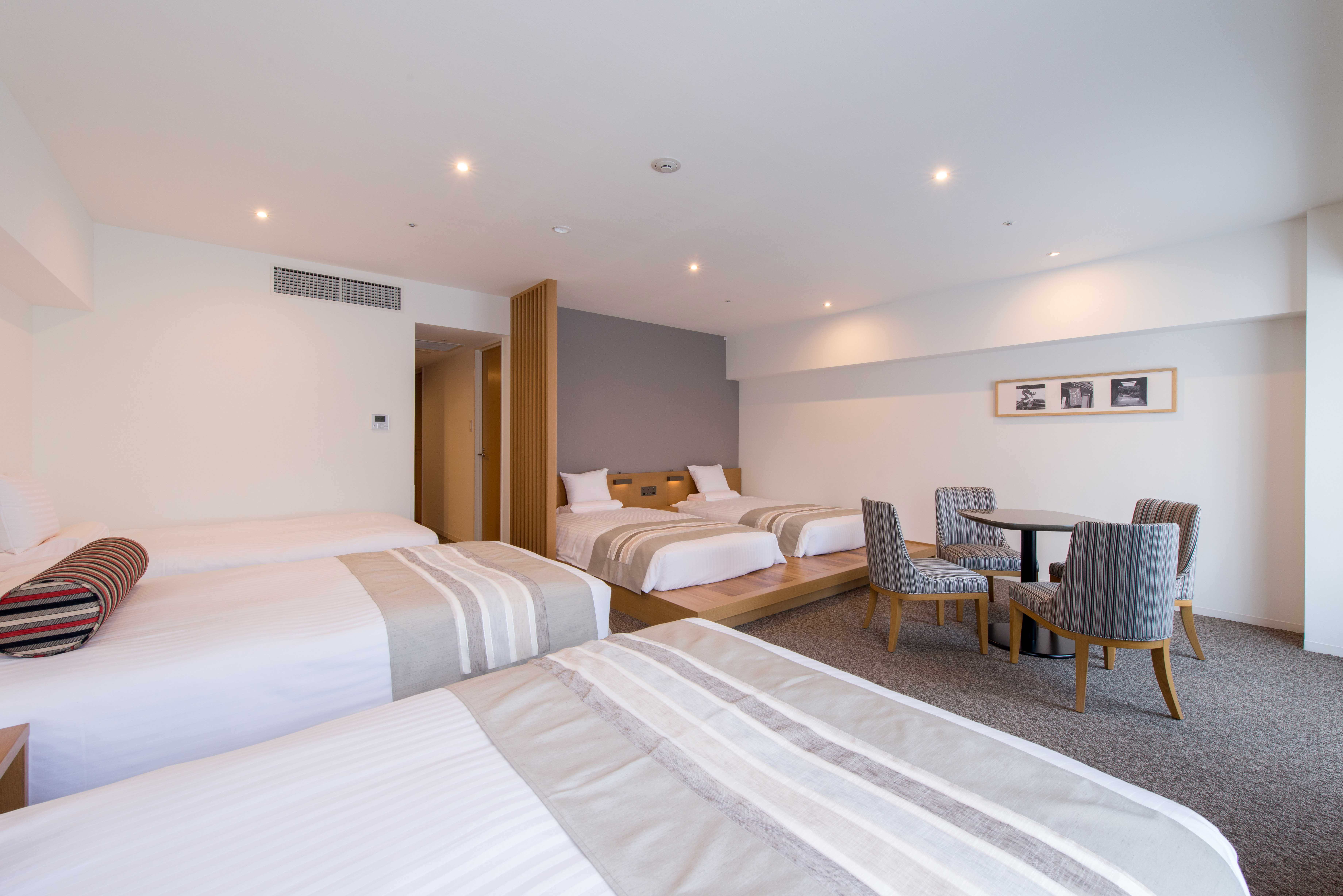 Quadruple Grand Deluxe