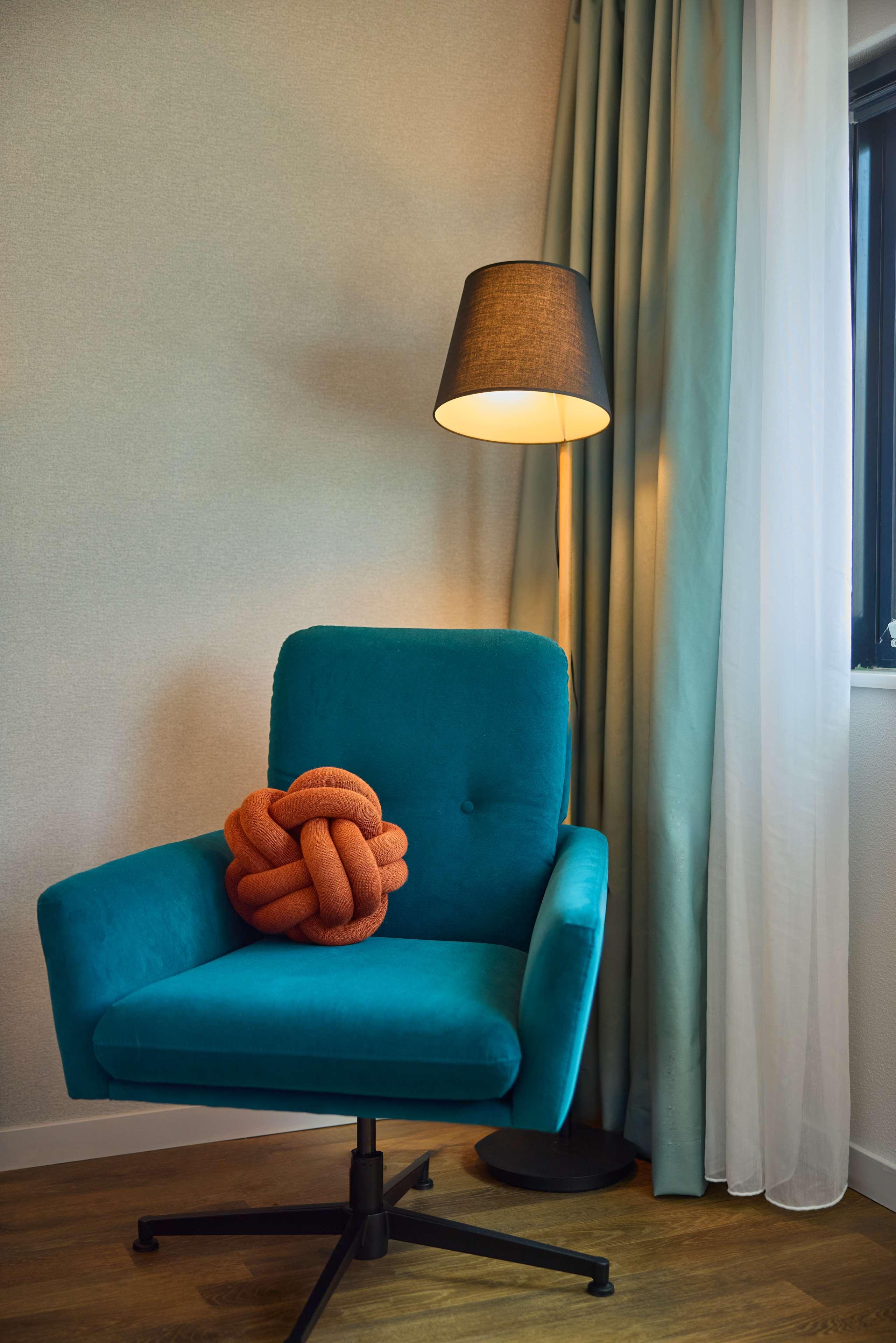 Junior Suite Accessible King Size Bed