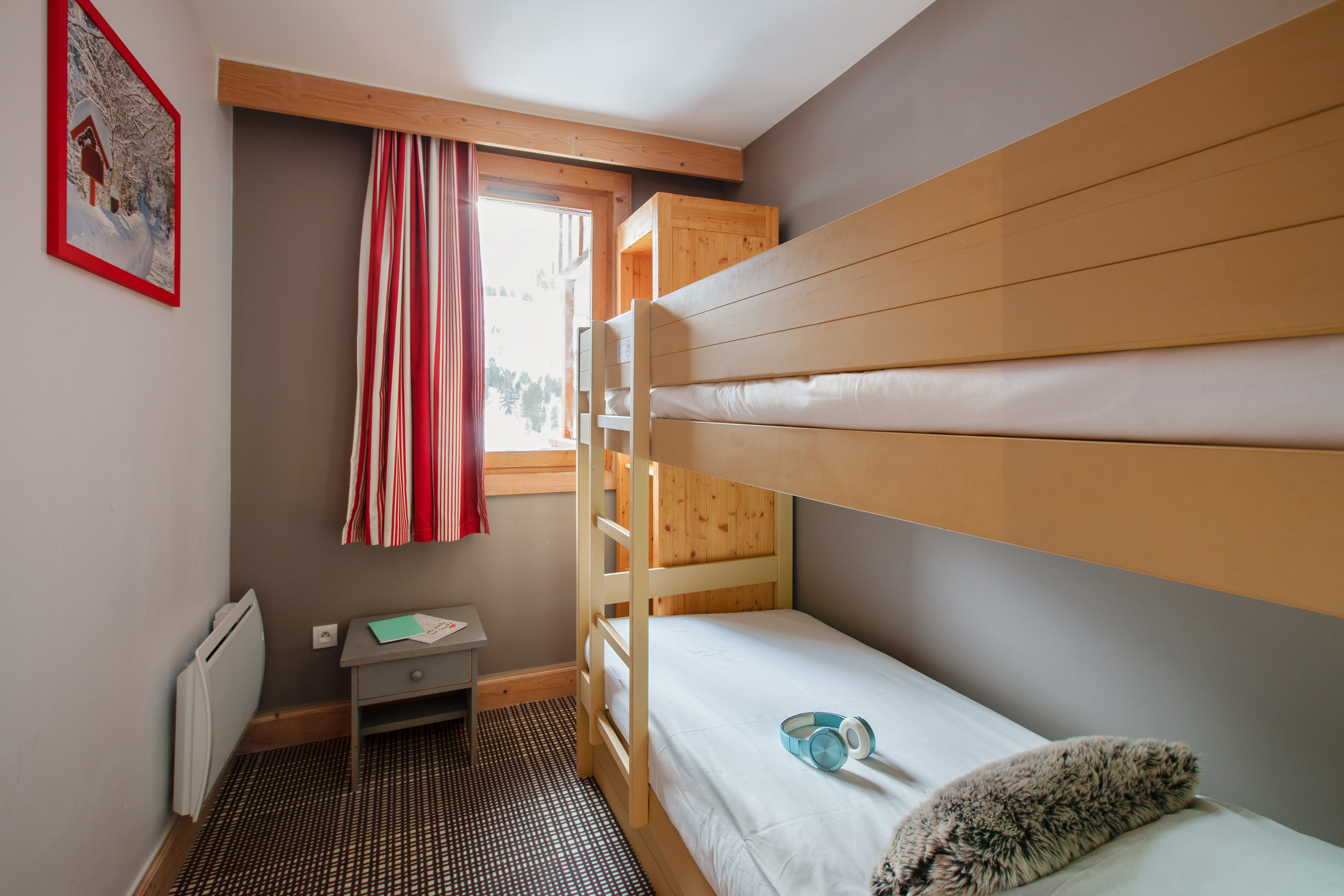 Apartment Capacity 6