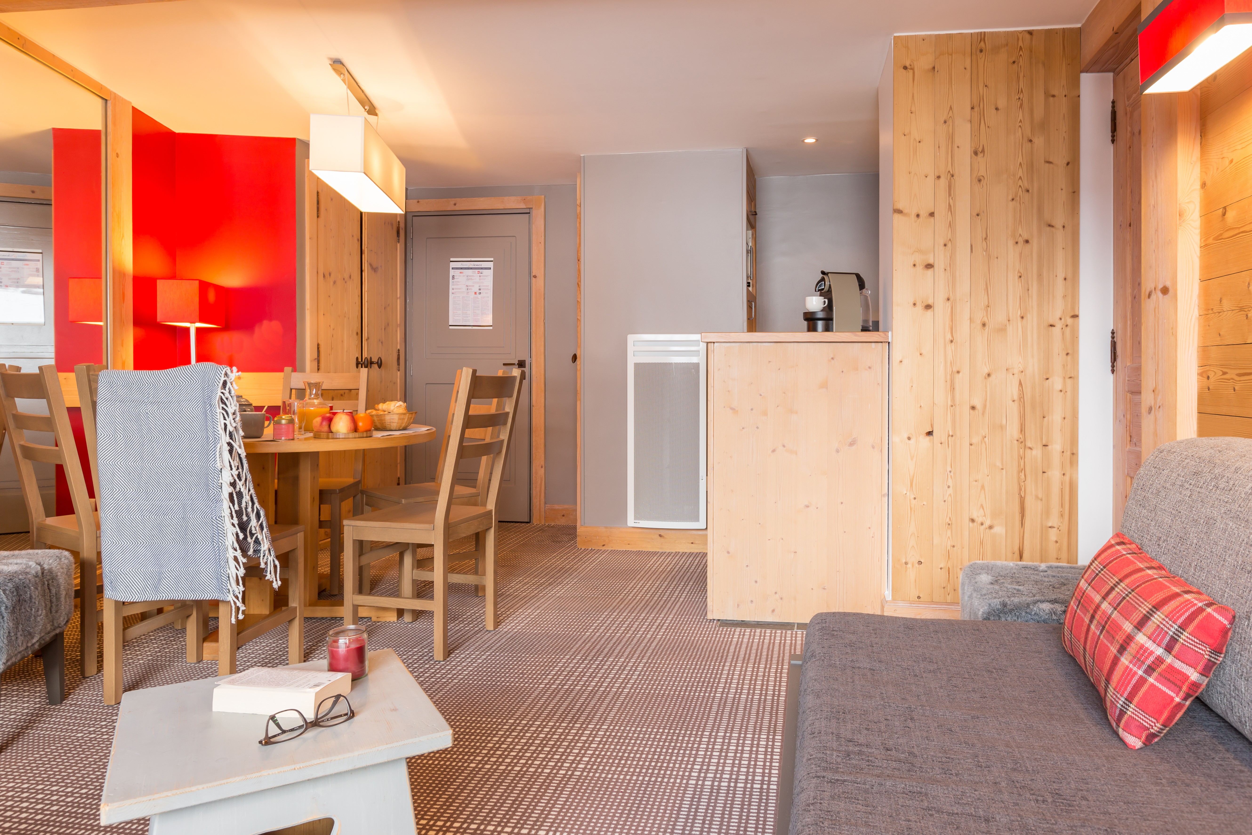 Apartment Capacity 6 Two Bedrooms