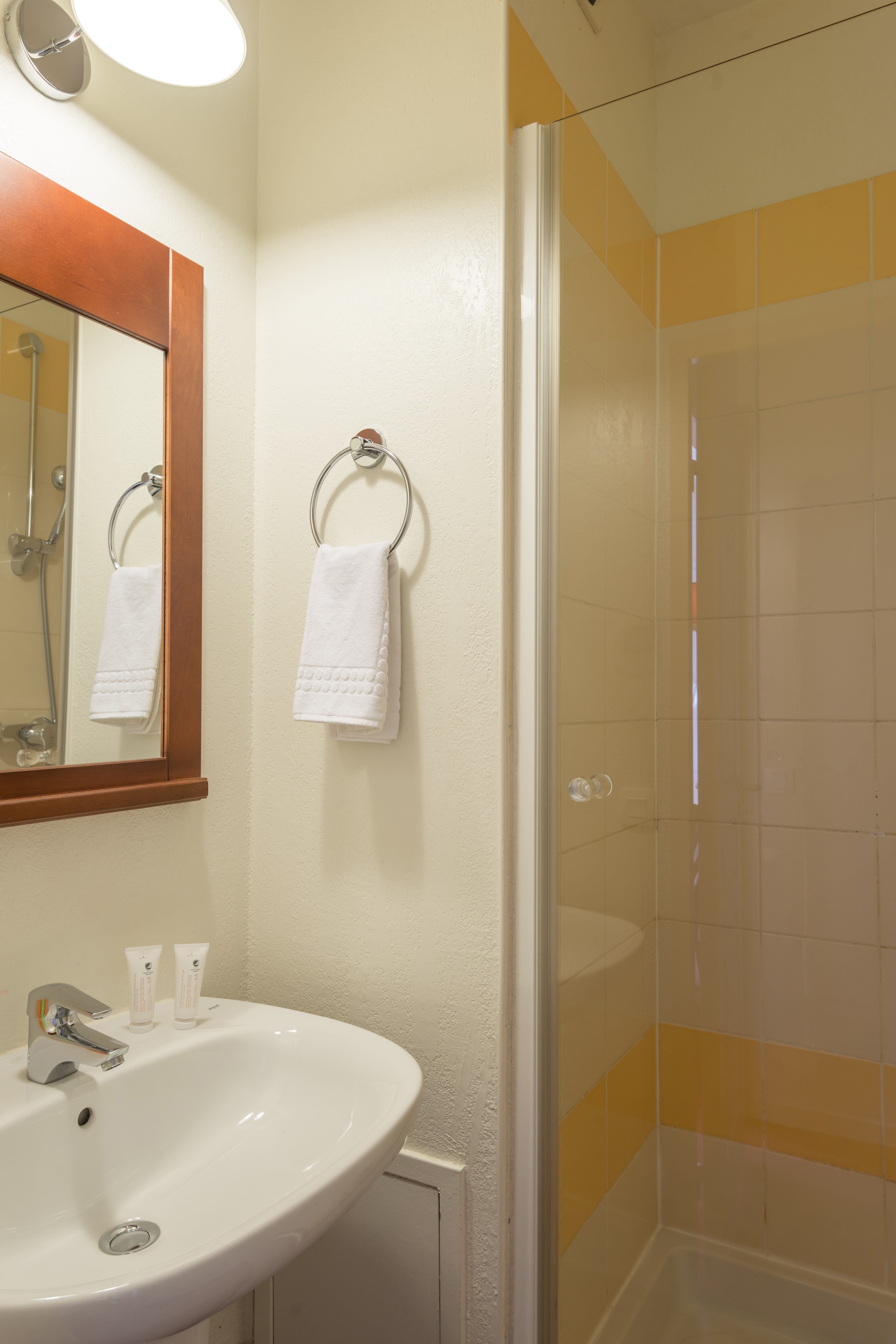 Apartment Capacity 6