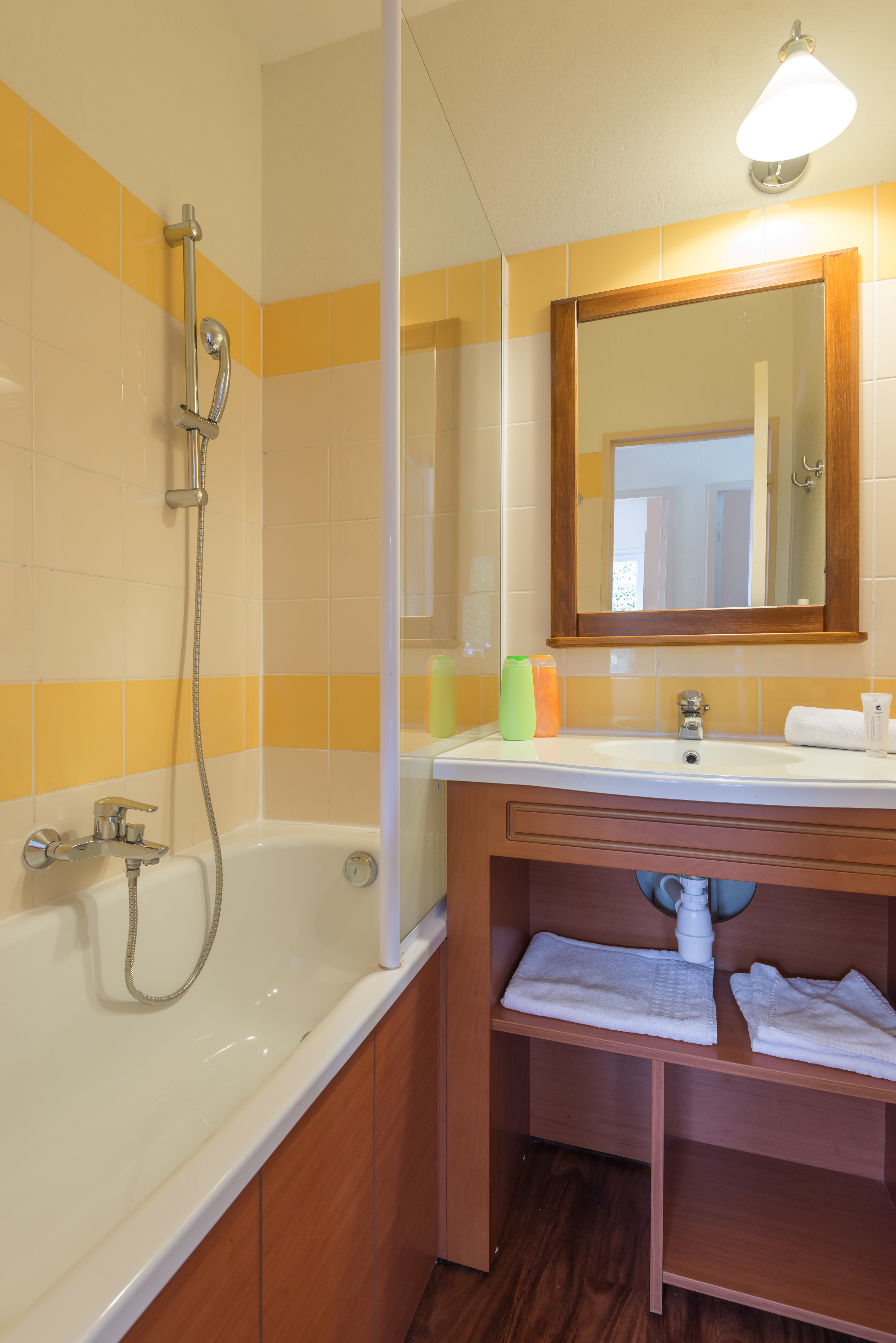 Apartment Capacity 6