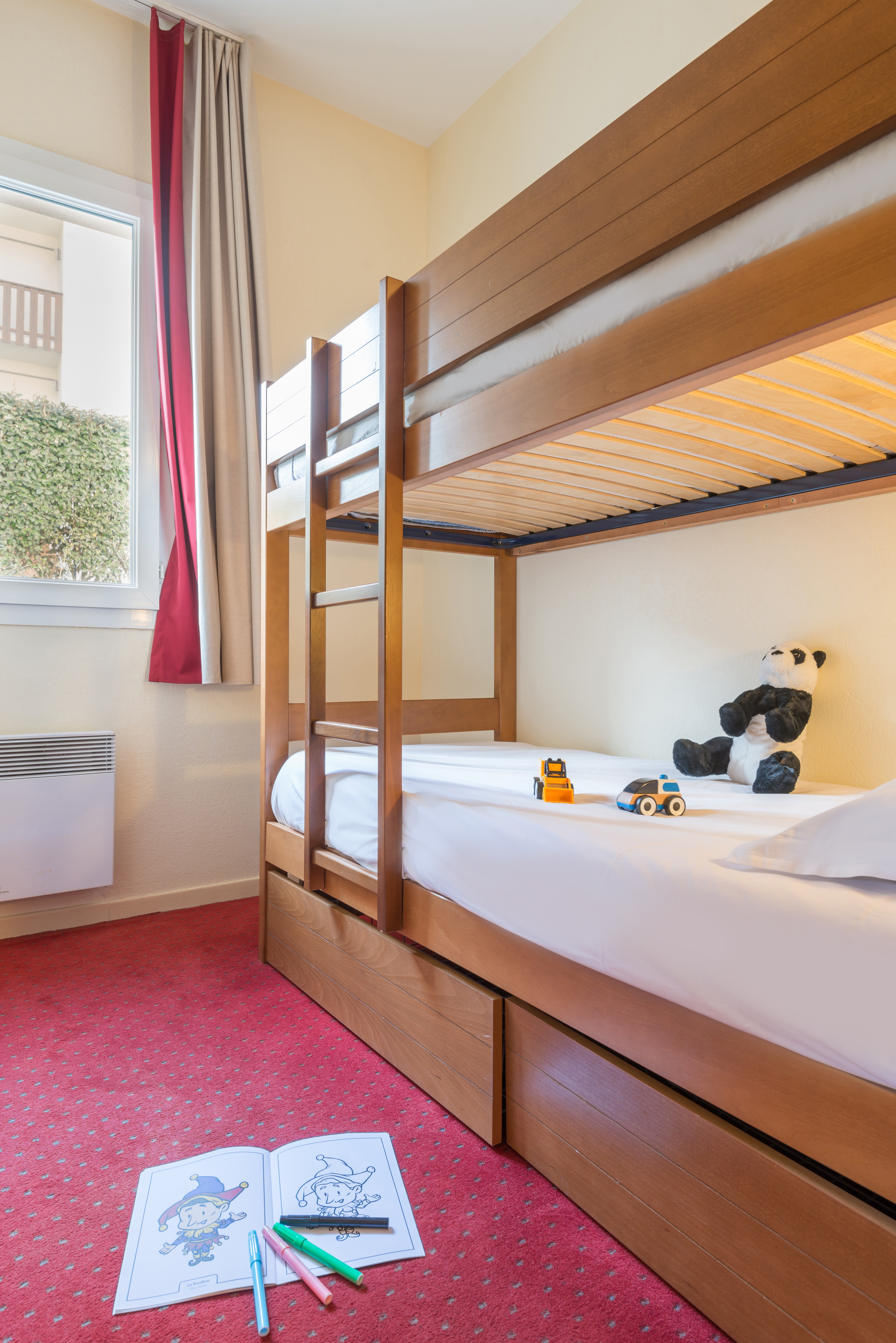 Apartment Capacity 6