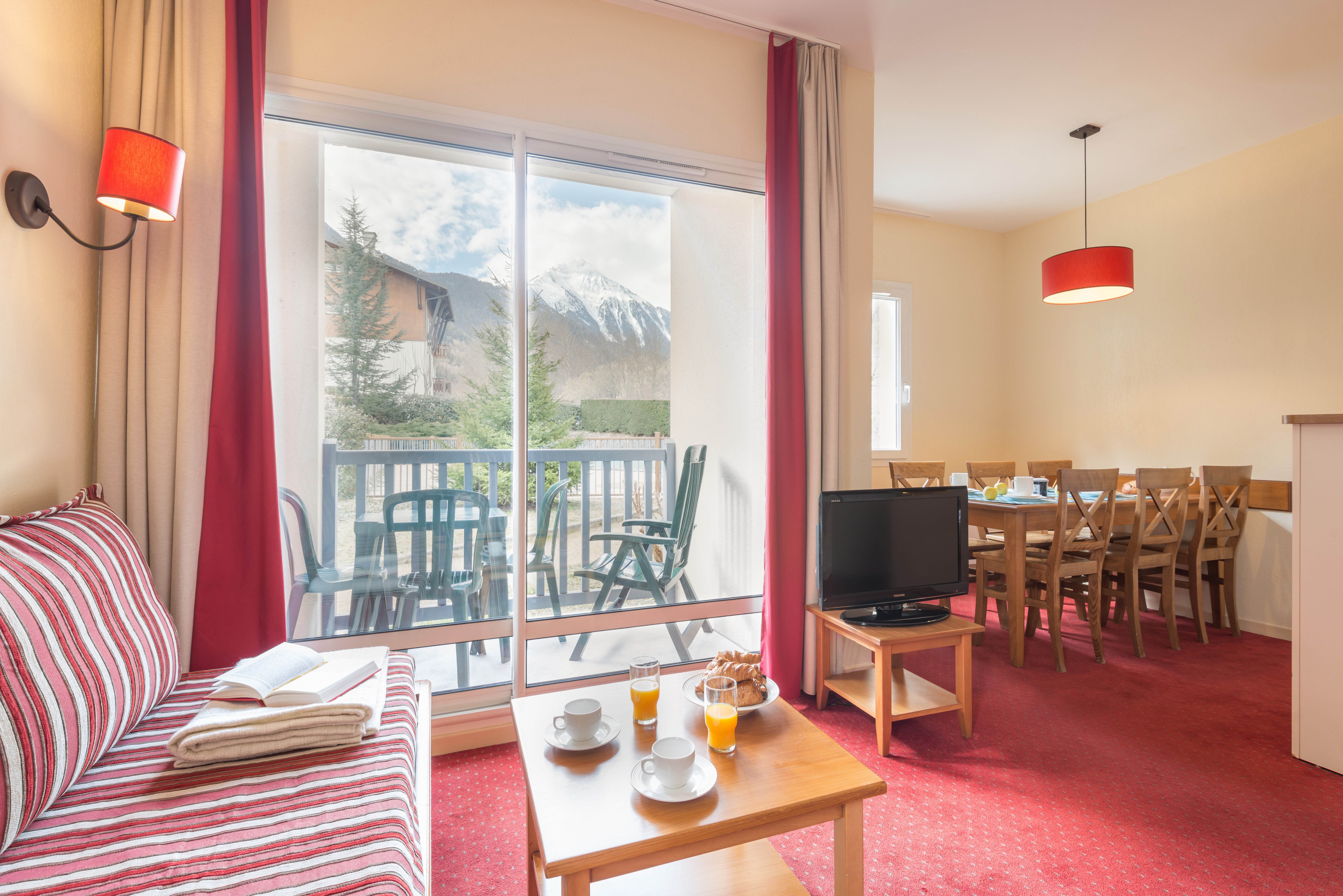 Apartment Capacity 6