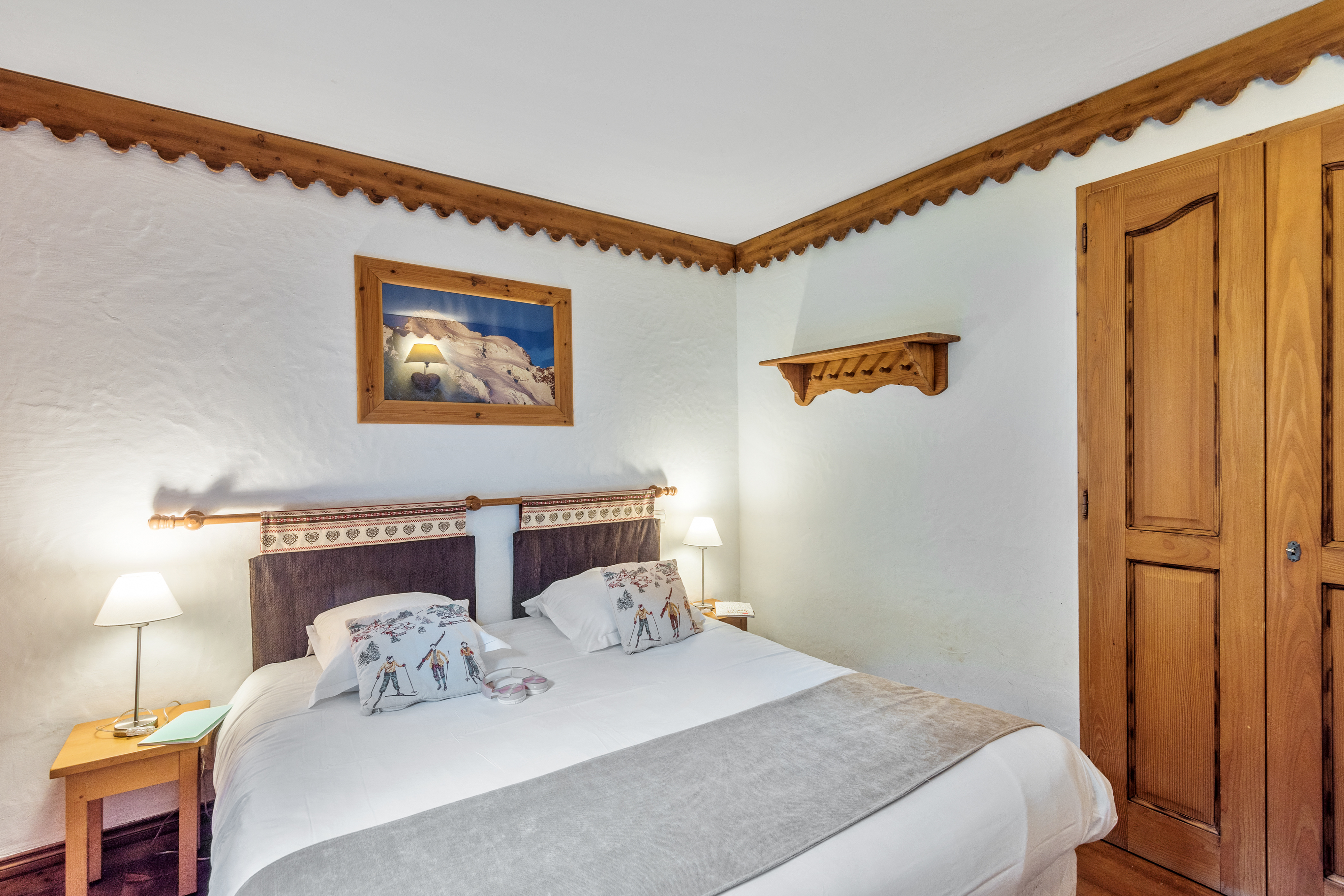 Apartment Capacity 4