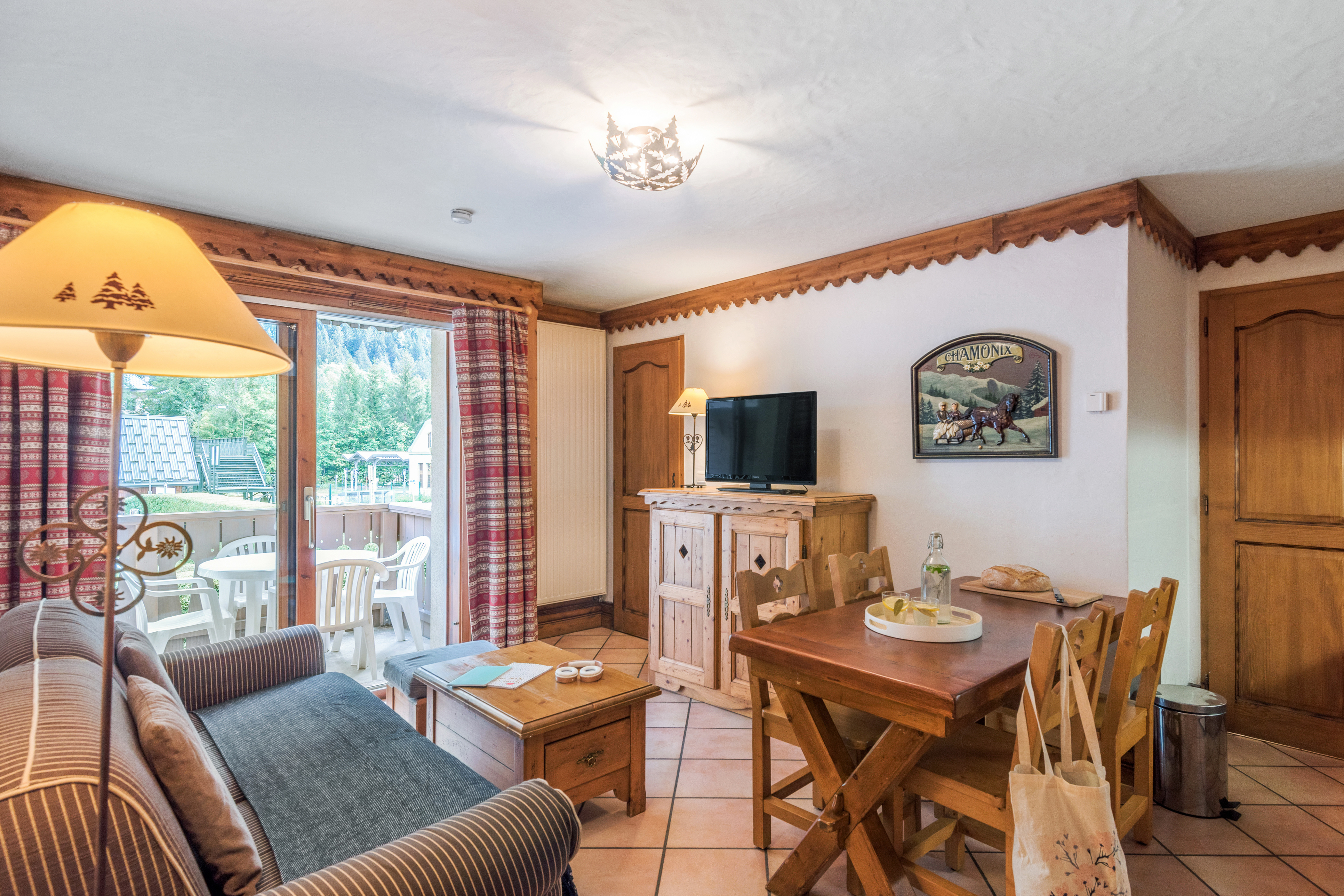 Apartment Capacity 4