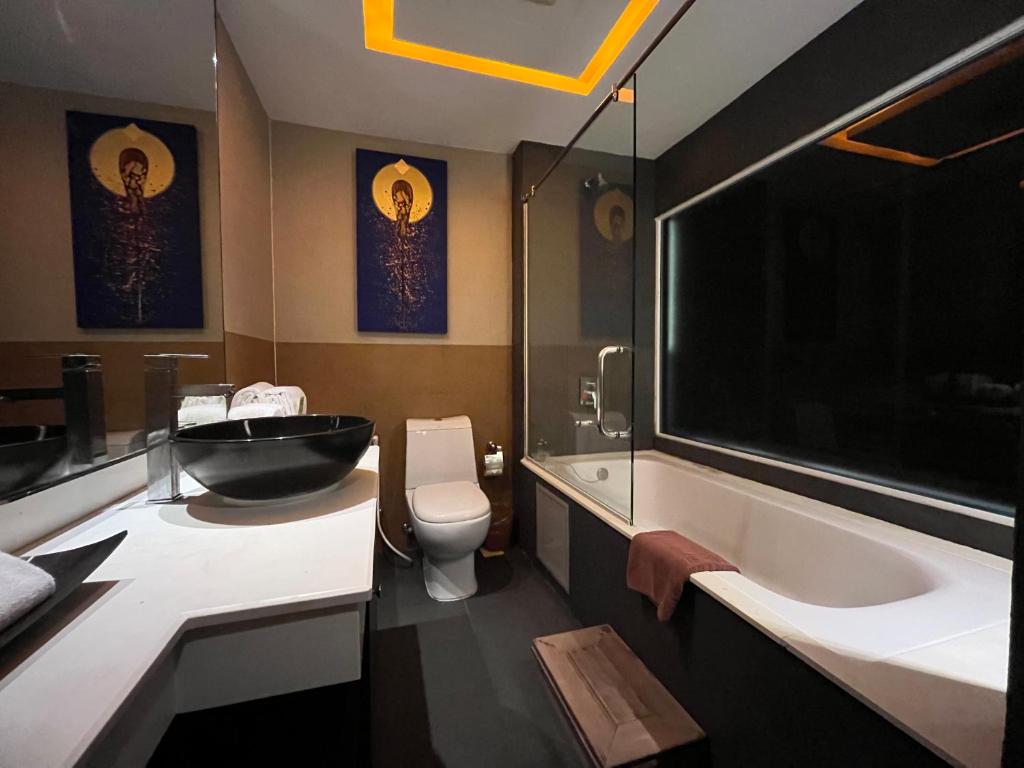 Double or Twin Deluxe Garden View