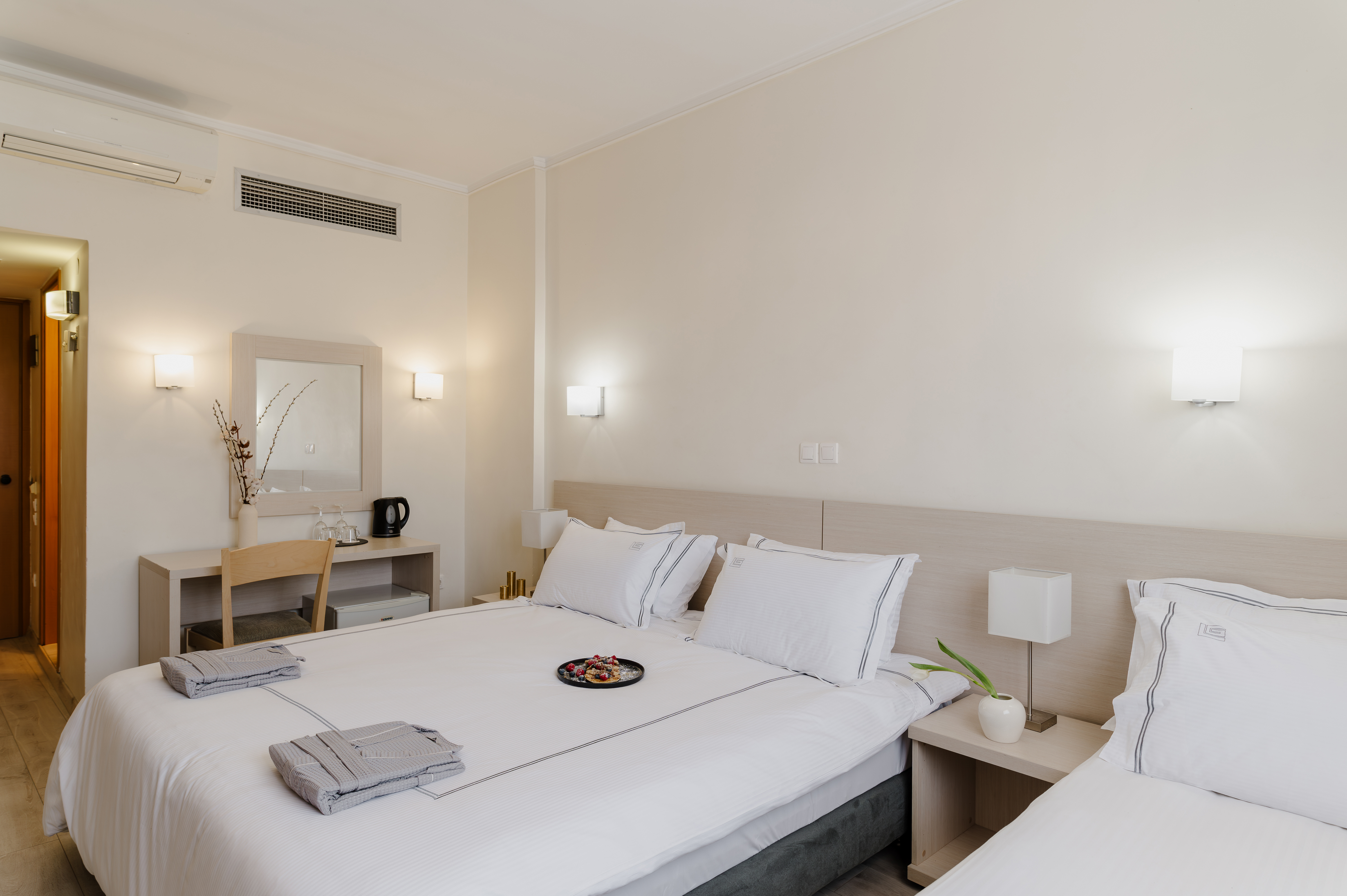 Triple Classic King Bed