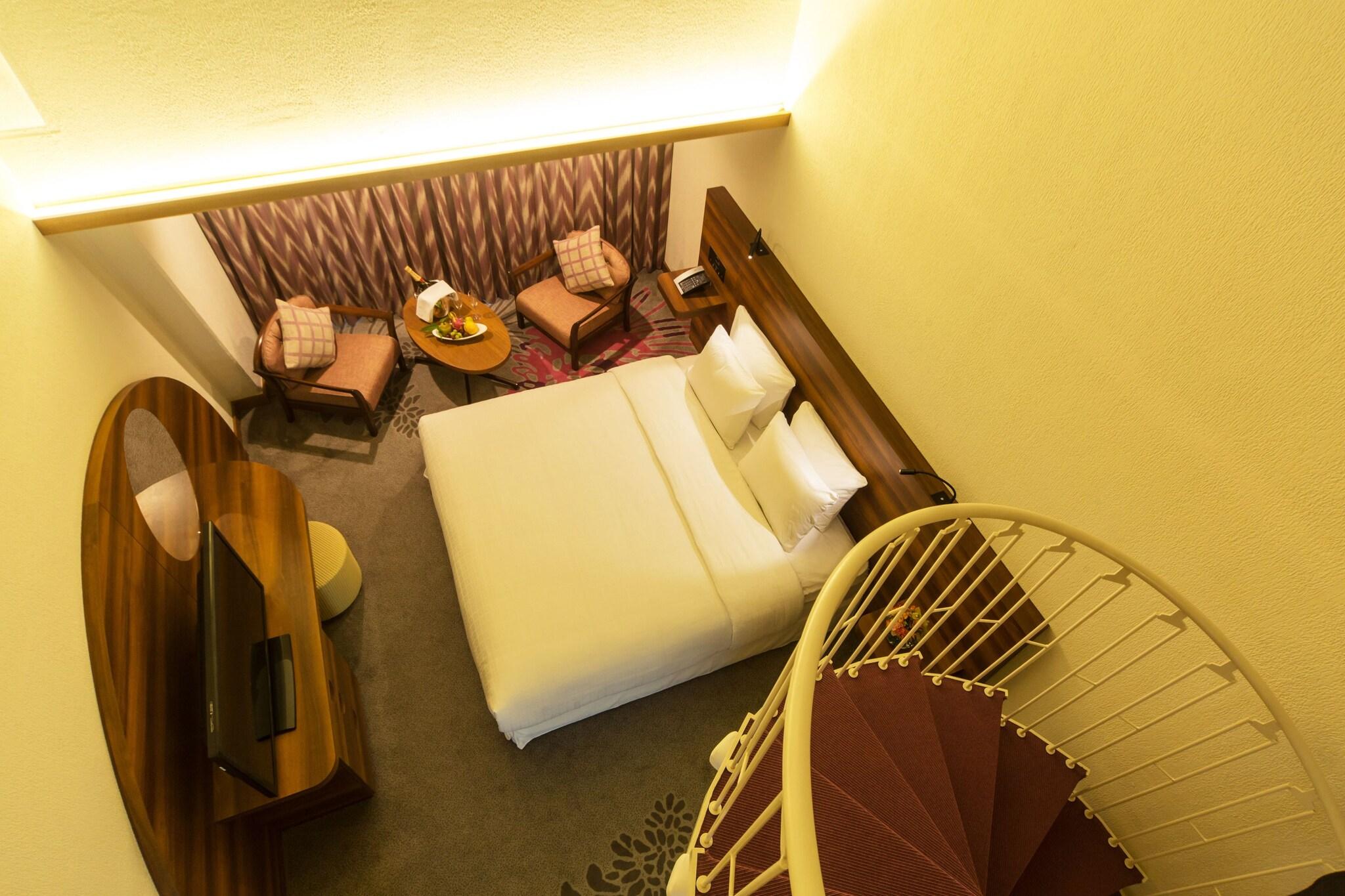 Double King Size Bed